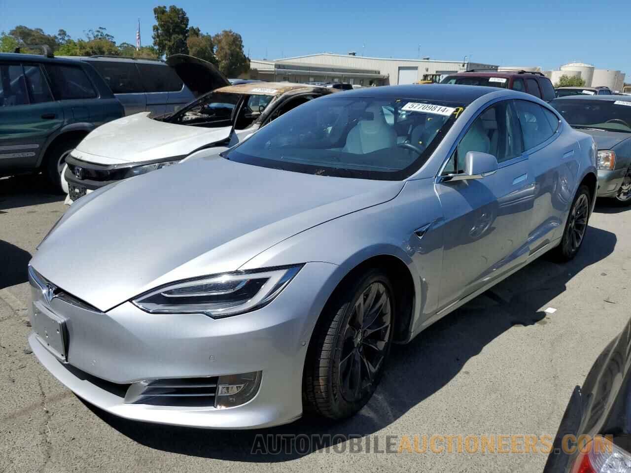 5YJSA1E20JF287087 TESLA MODEL S 2018