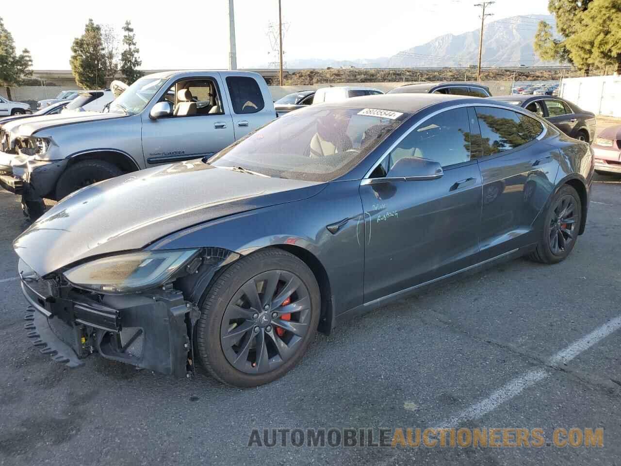 5YJSA1E20KF349363 TESLA MODEL S 2019