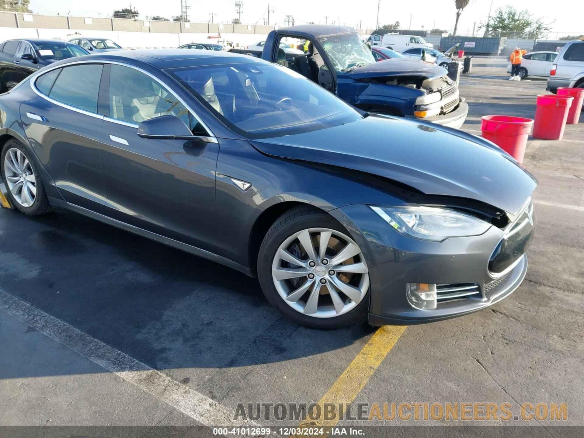 5YJSA1E21FF114556 TESLA MODEL S 2015