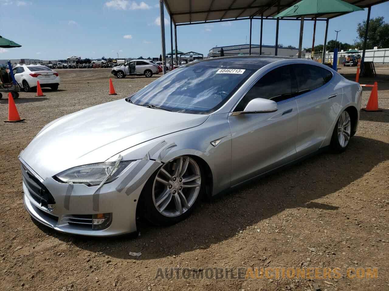 5YJSA1E21FF117943 TESLA MODEL S 2015