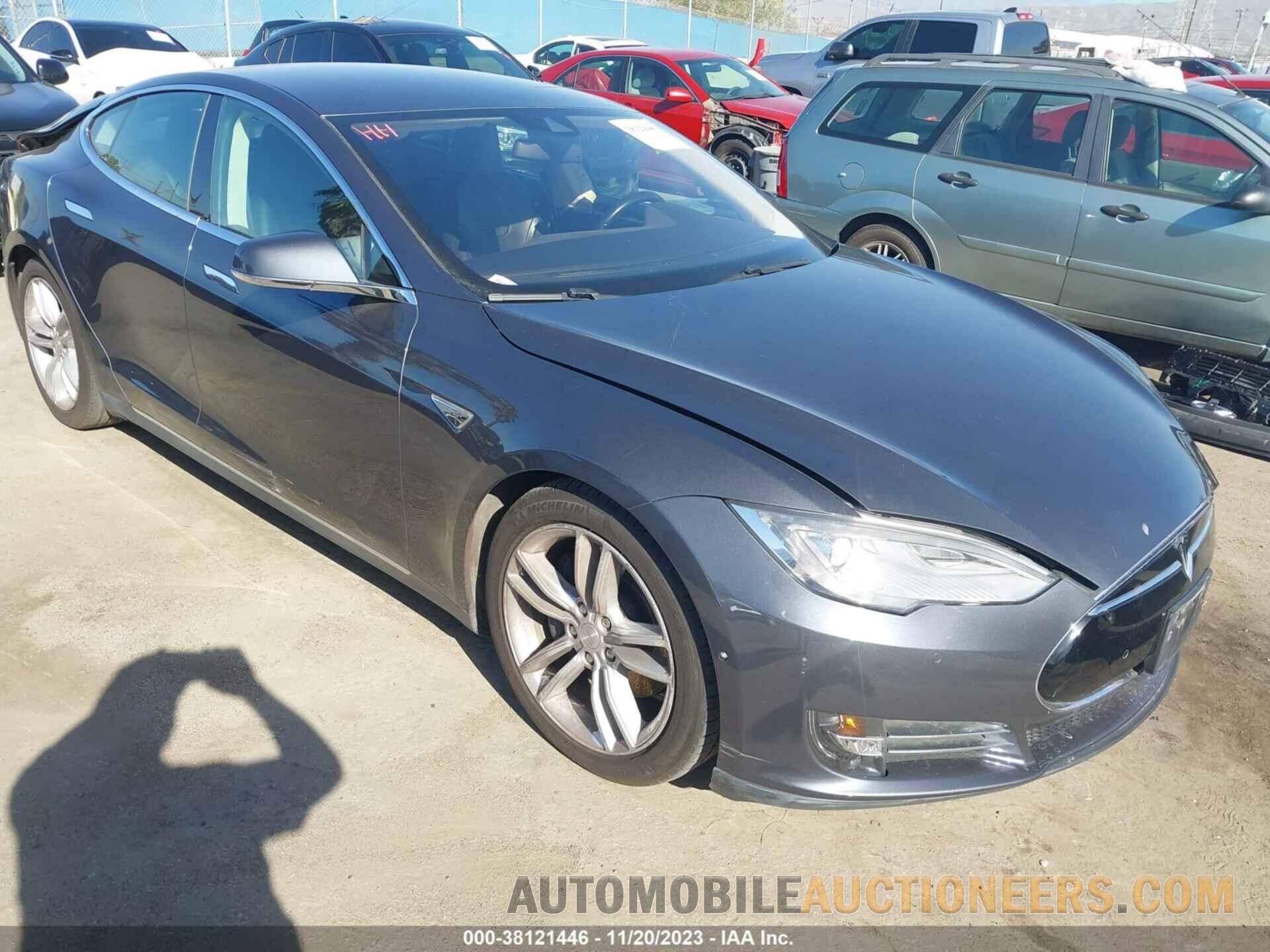 5YJSA1E21FF118137 TESLA MODEL S 2015