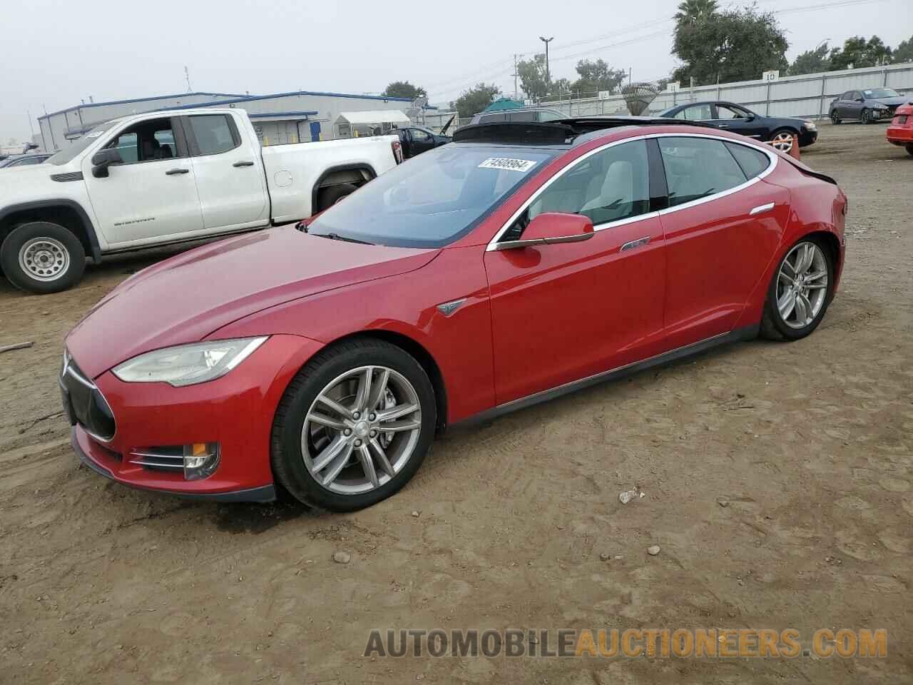 5YJSA1E21GF120794 TESLA MODEL S 2016