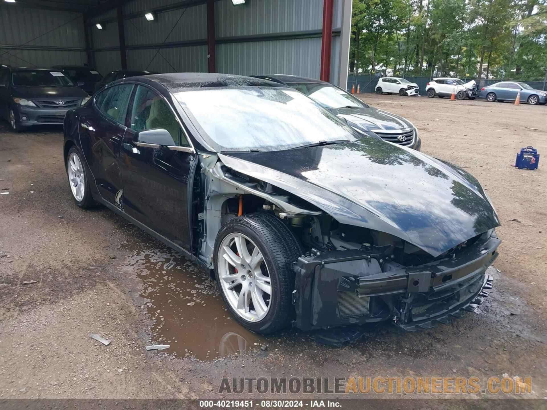 5YJSA1E21GF126238 TESLA MODEL S 2016