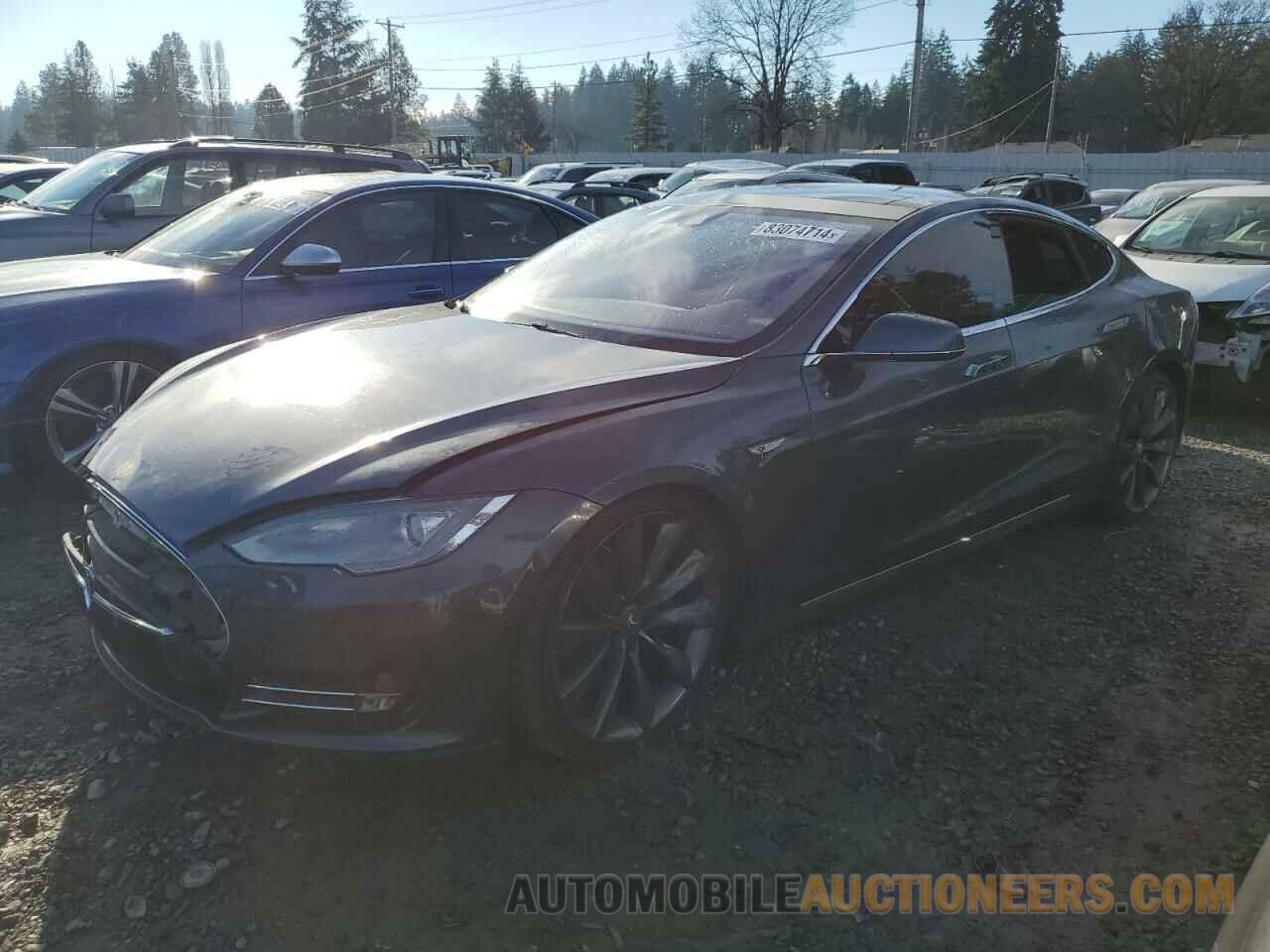 5YJSA1E21GF133092 TESLA MODEL S 2016