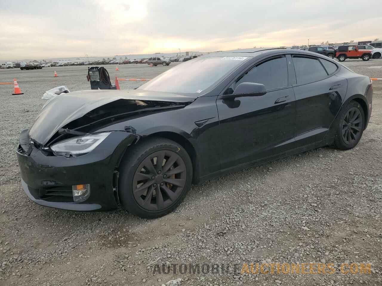 5YJSA1E21GF173303 TESLA MODEL S 2016