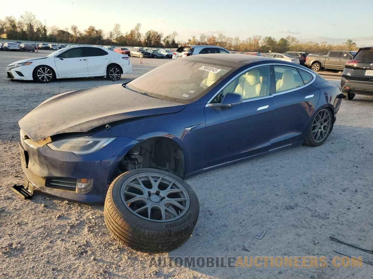 5YJSA1E21HF181225 TESLA MODEL S 2017