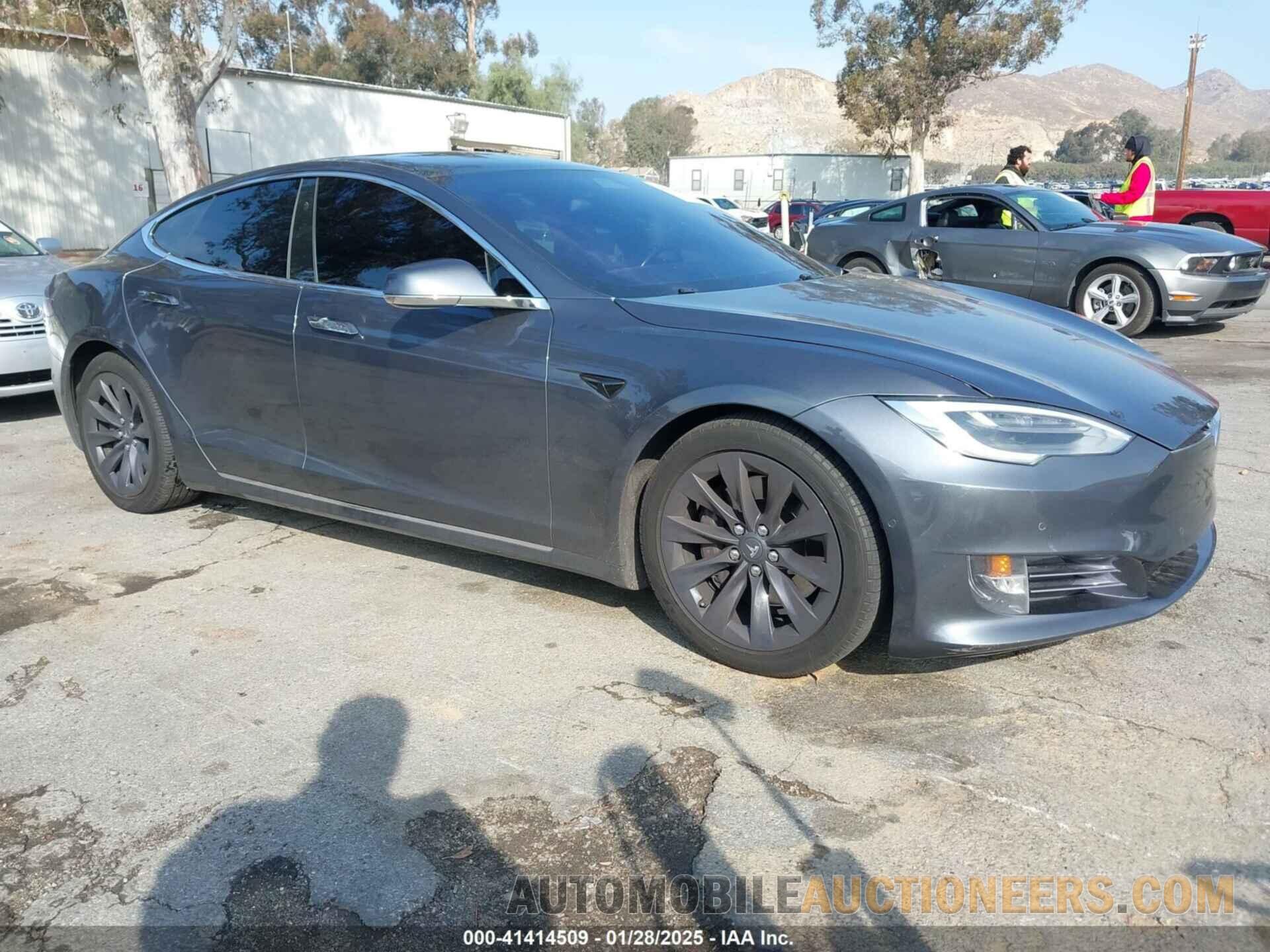 5YJSA1E21HF192354 TESLA MODEL S 2017