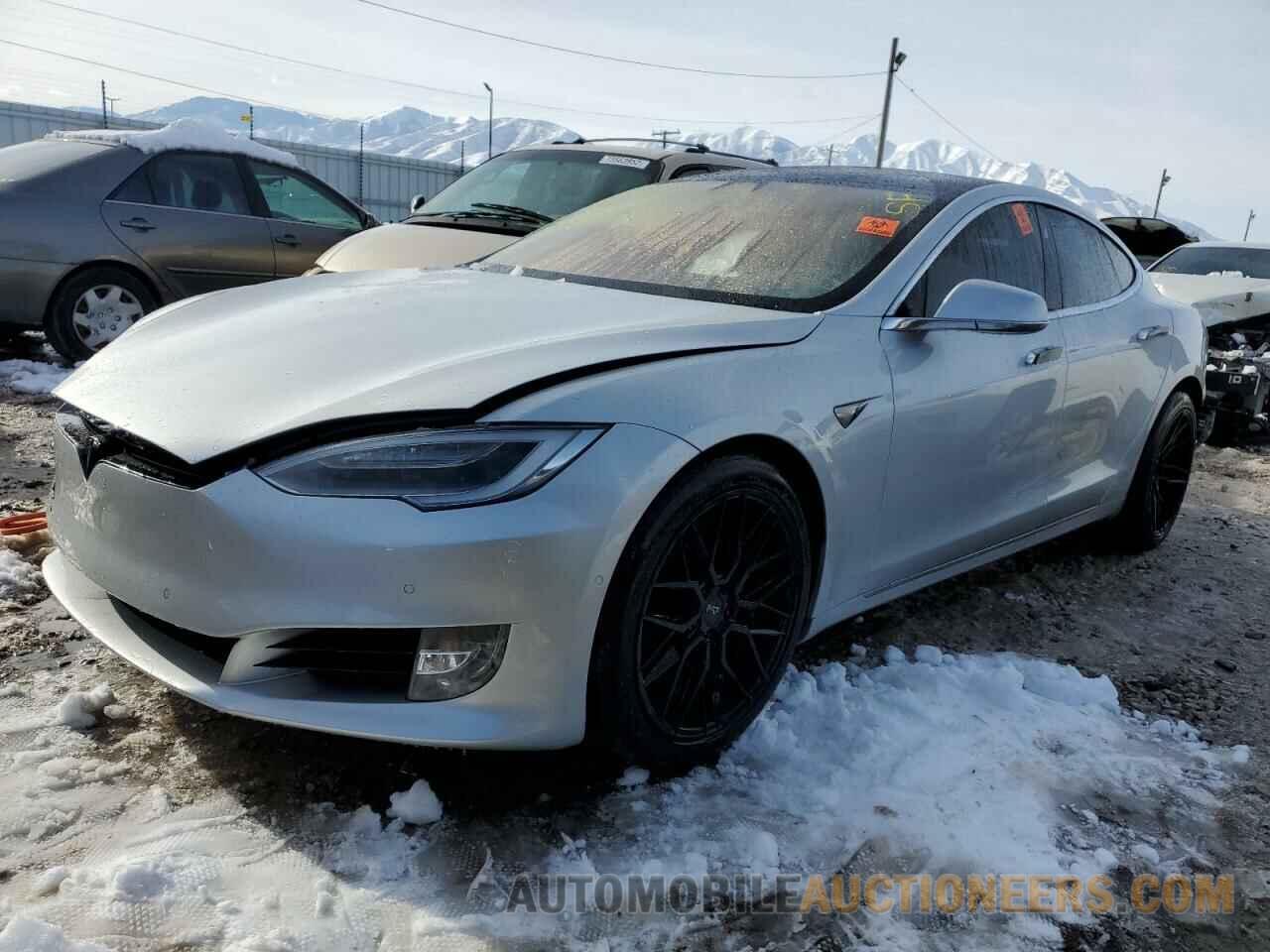 5YJSA1E21HF194024 TESLA MODEL S 2017