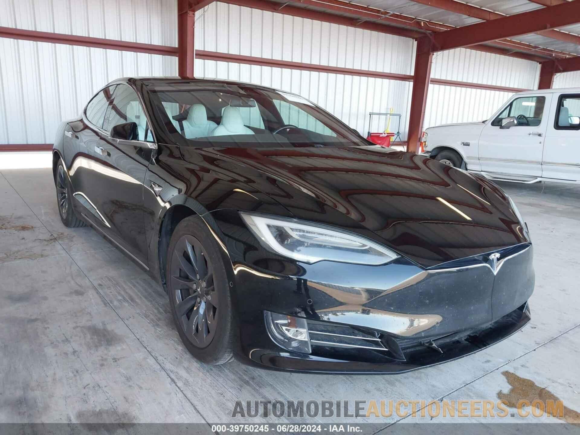 5YJSA1E21JF243812 TESLA MODEL S 2018