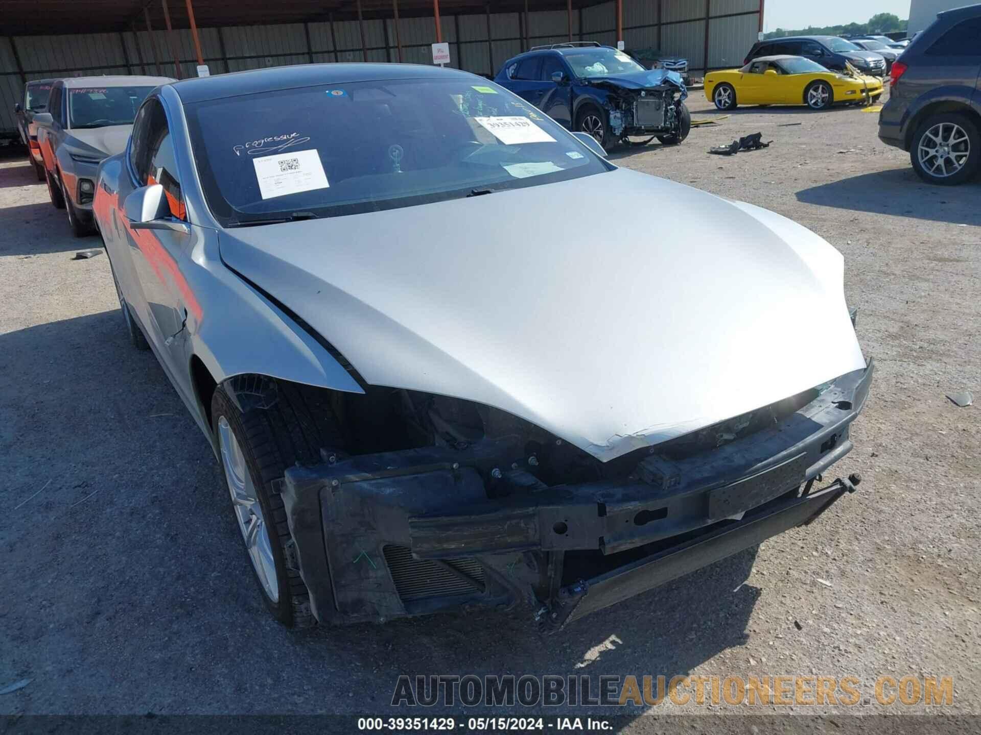 5YJSA1E21JF252364 TESLA MODEL S 2018