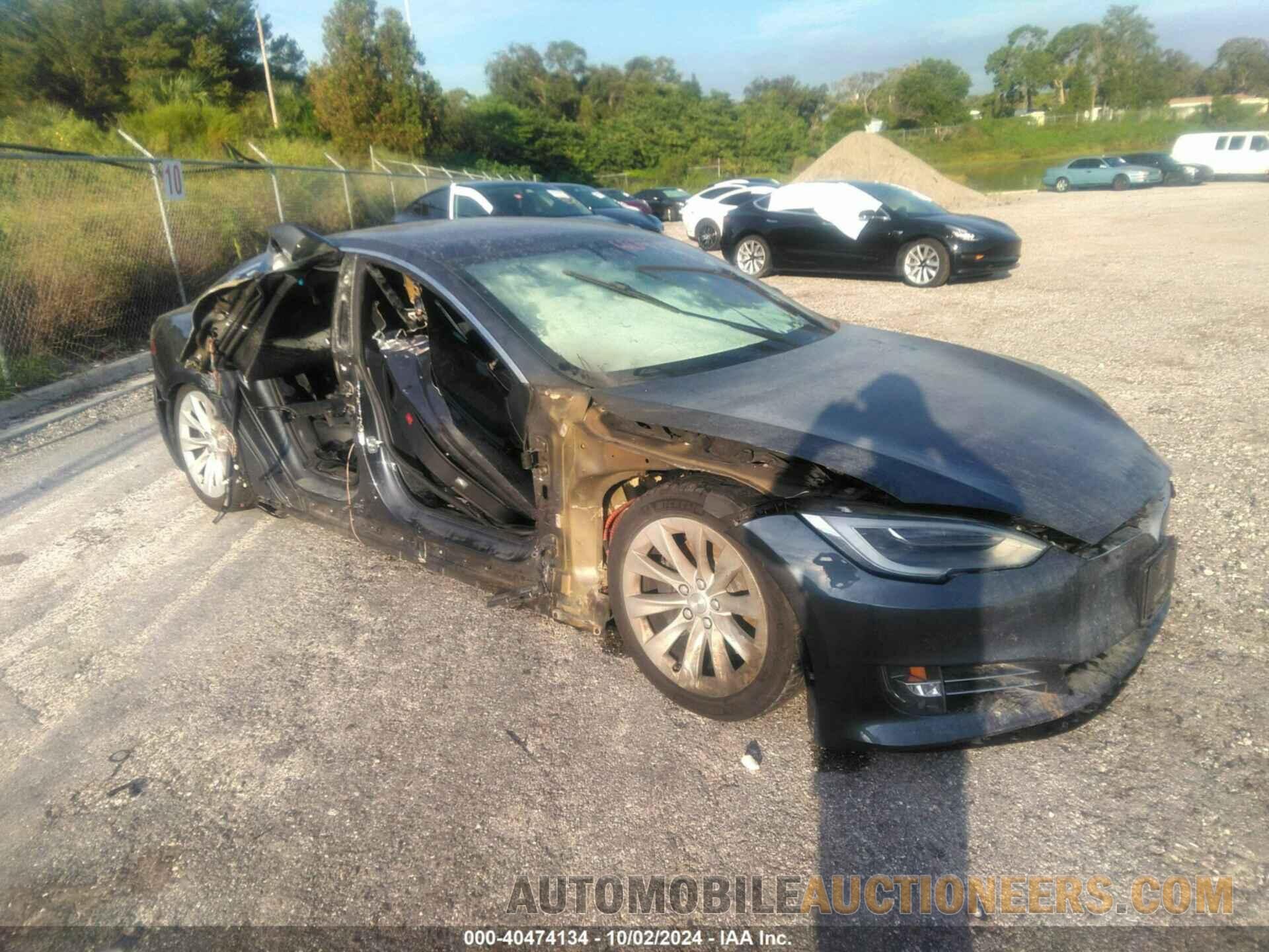 5YJSA1E21JF257659 TESLA MODEL S 2018