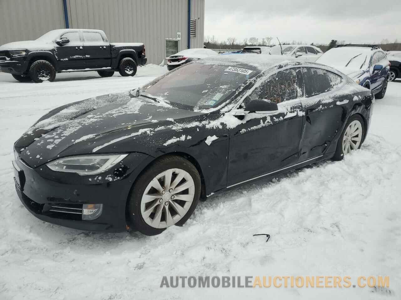 5YJSA1E21JF293822 TESLA MODEL S 2018