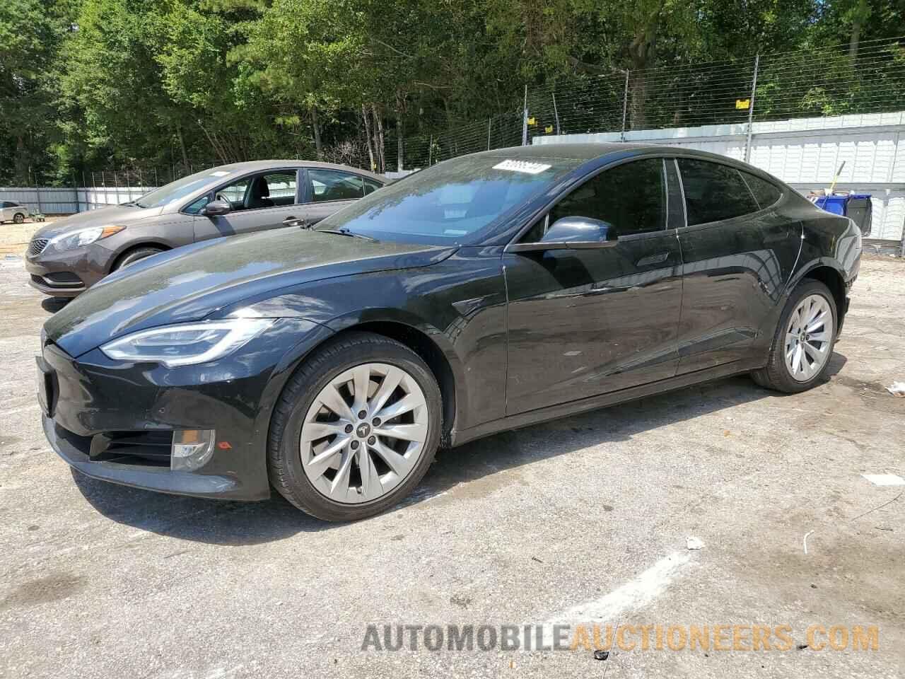 5YJSA1E21JF294047 TESLA MODEL S 2018