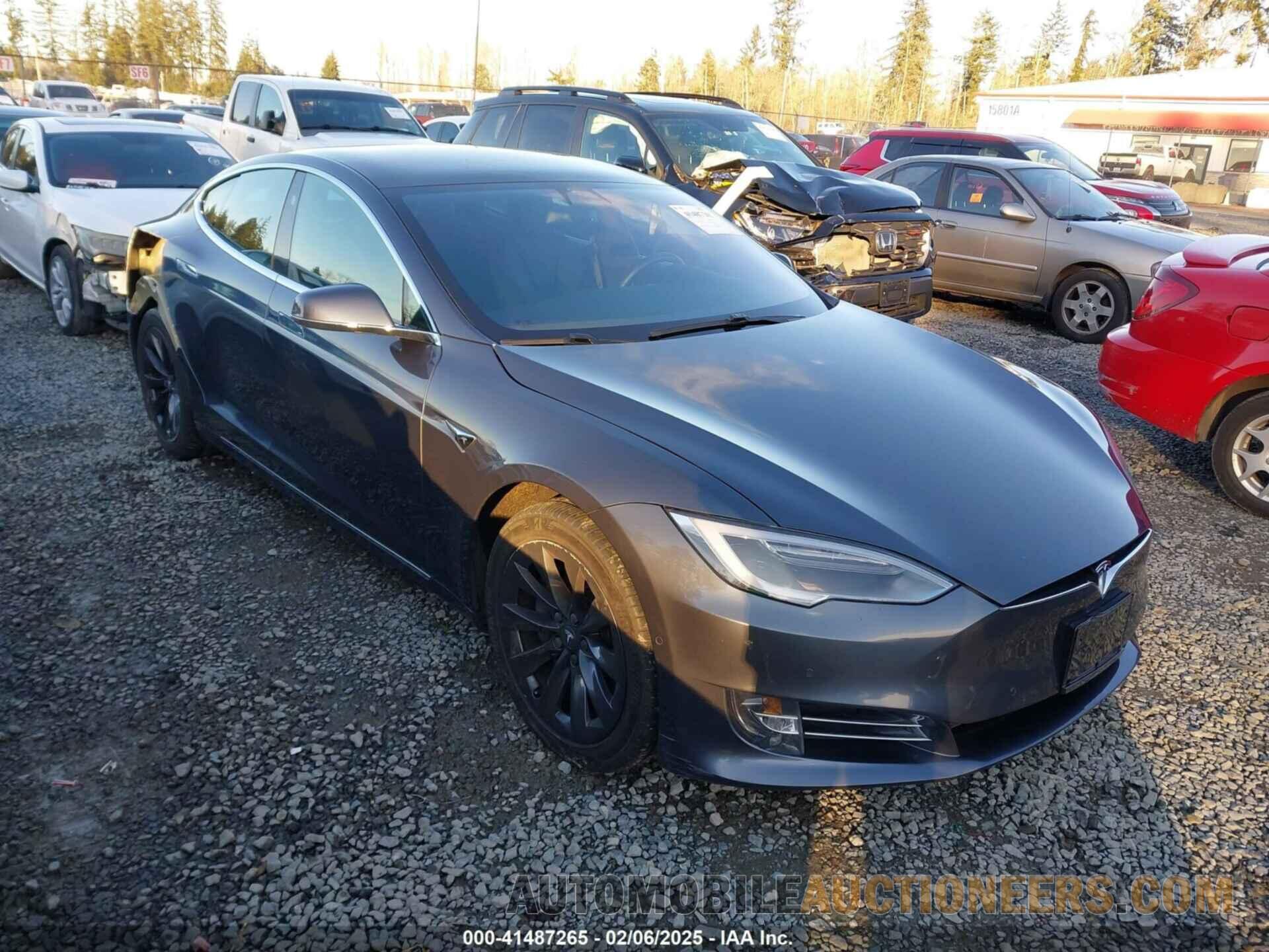 5YJSA1E21JF300168 TESLA MODEL S 2018