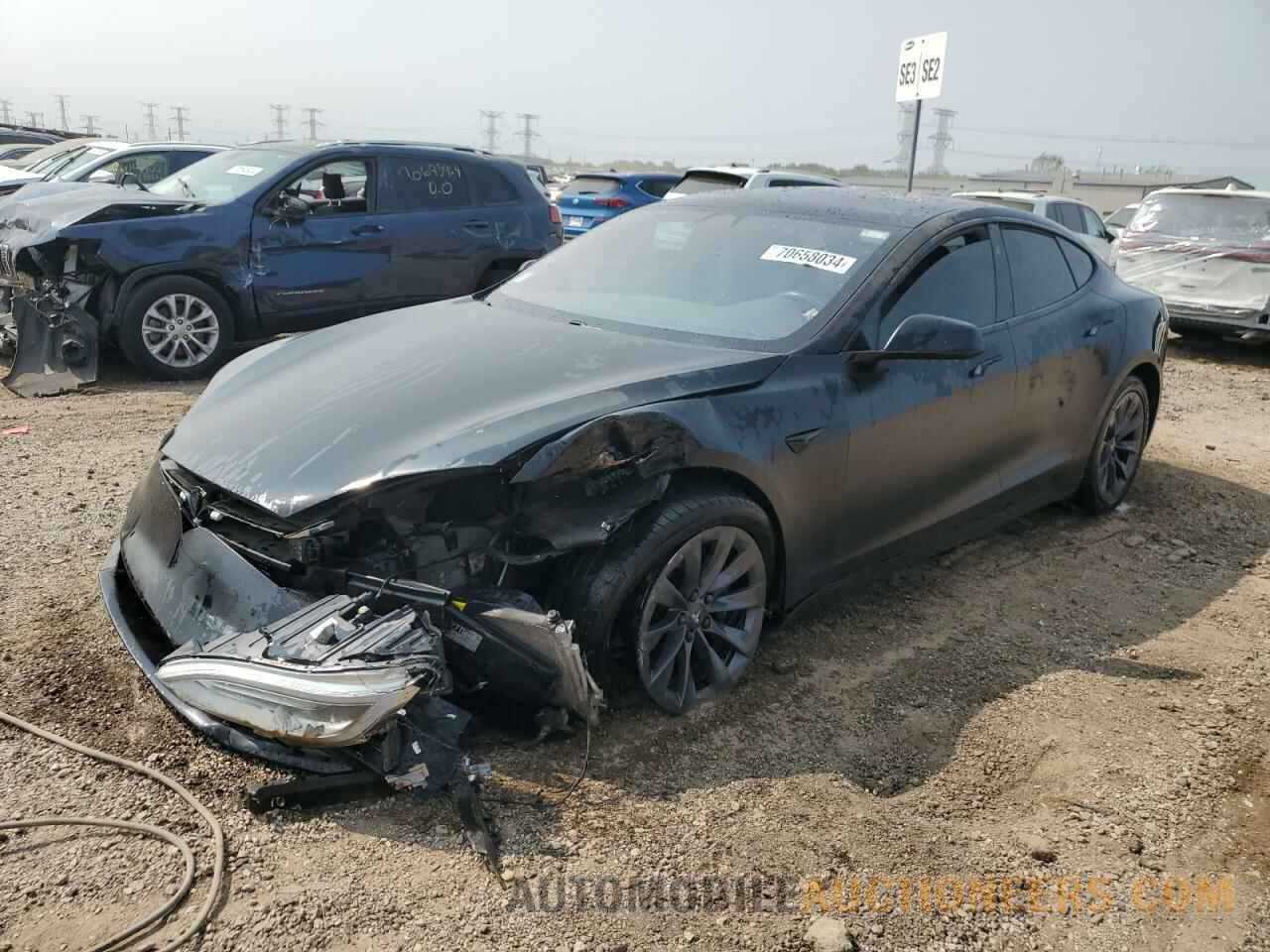 5YJSA1E21KF333172 TESLA MODEL S 2019