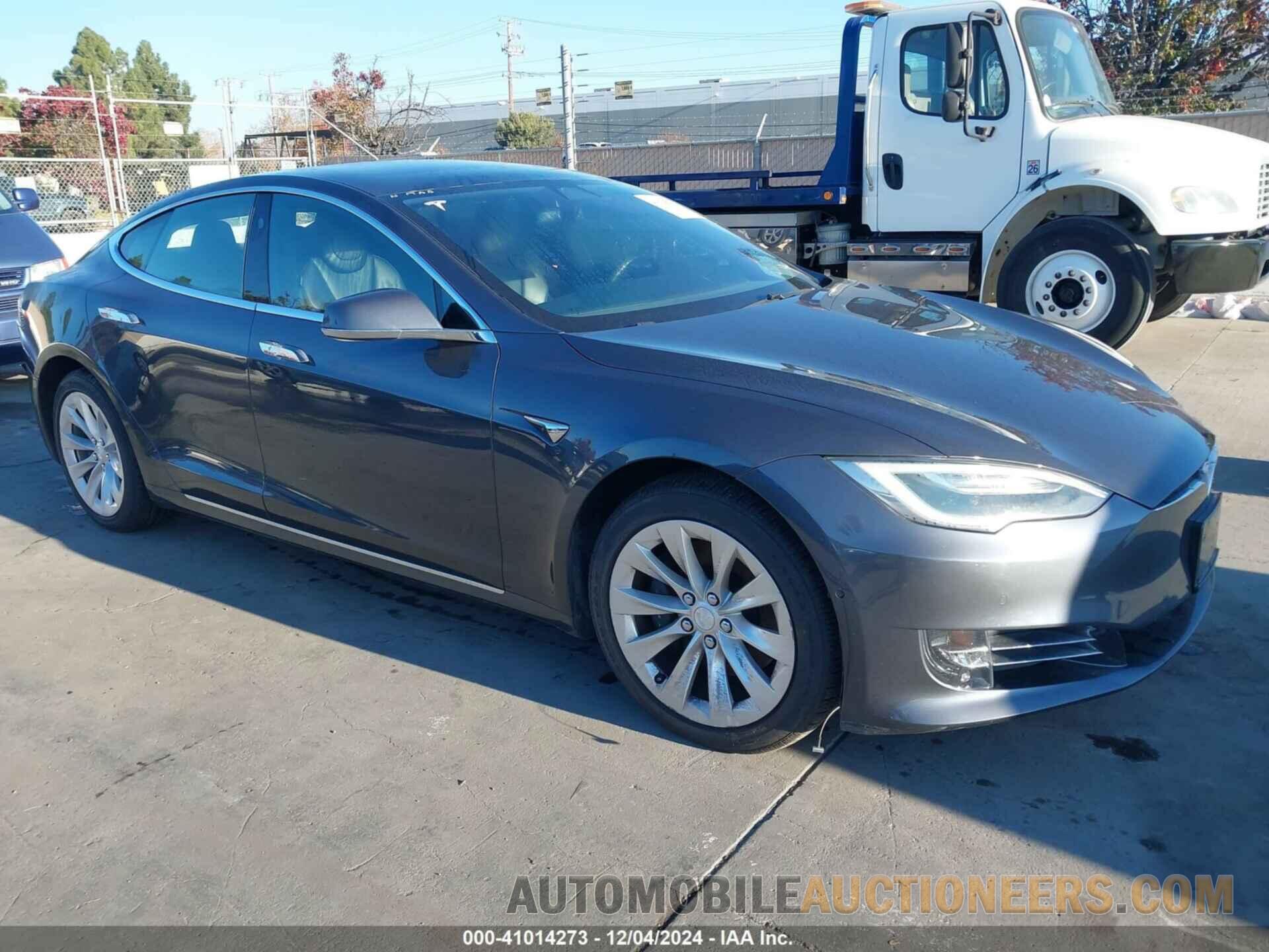 5YJSA1E21KF333205 TESLA MODEL S 2019