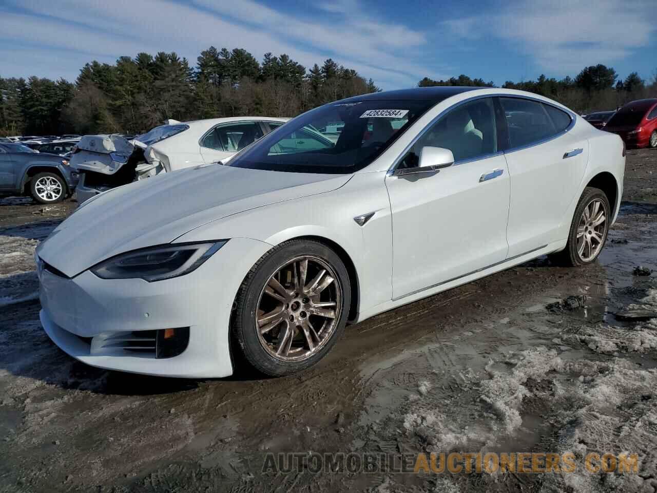 5YJSA1E21LF397035 TESLA MODEL S 2020