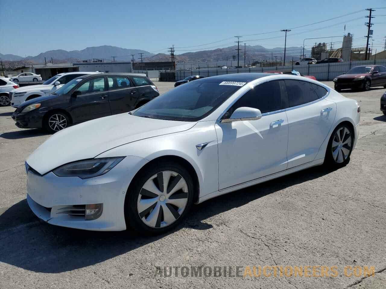 5YJSA1E21MF425028 TESLA MODEL S 2021