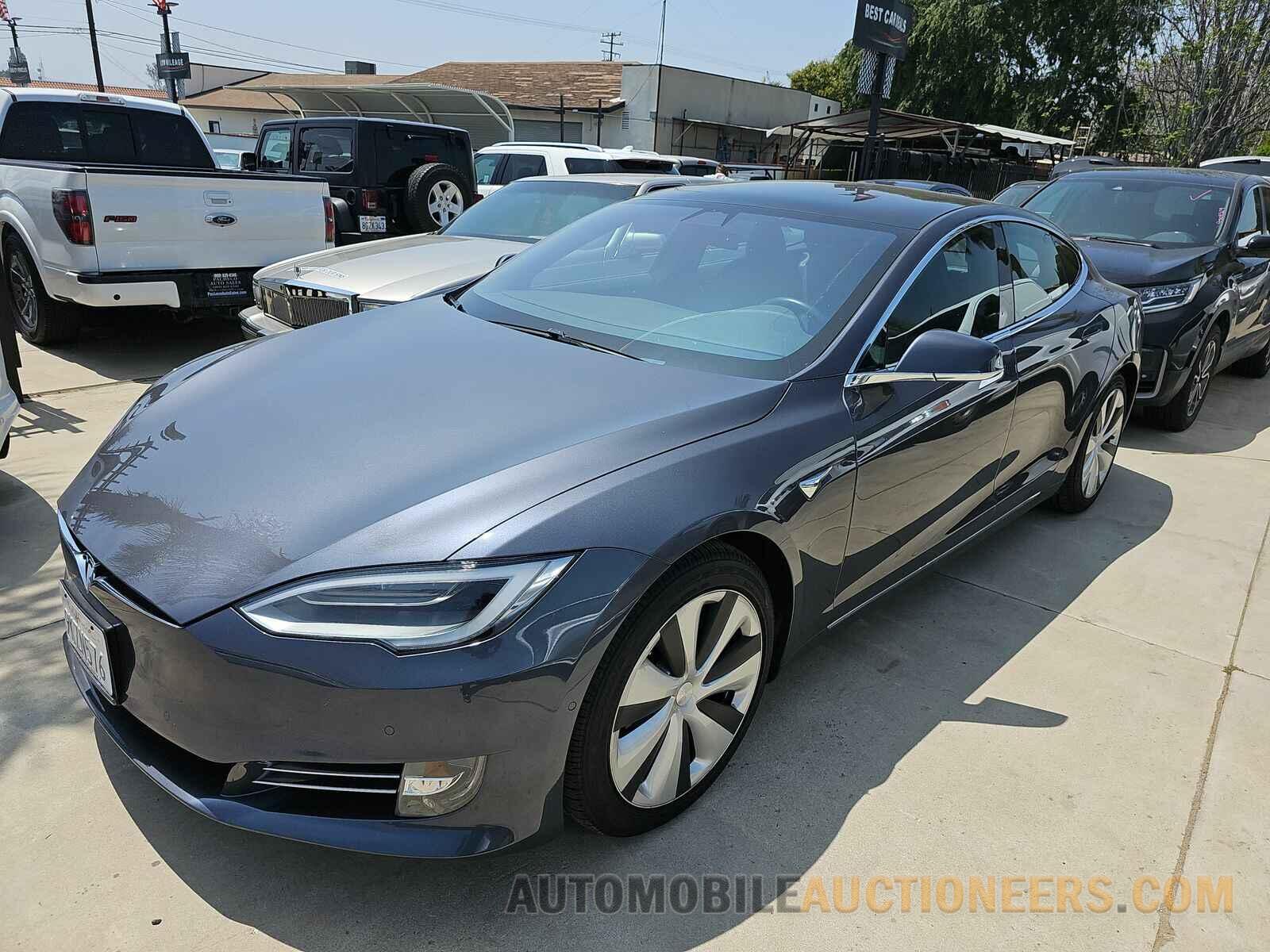 5YJSA1E21MF425868 Tesla Model S 2021