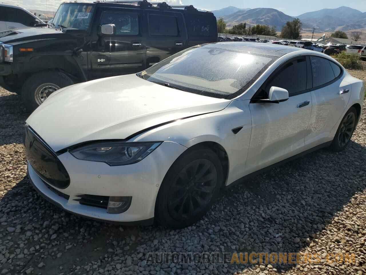 5YJSA1E22FF108023 TESLA MODEL S 2015