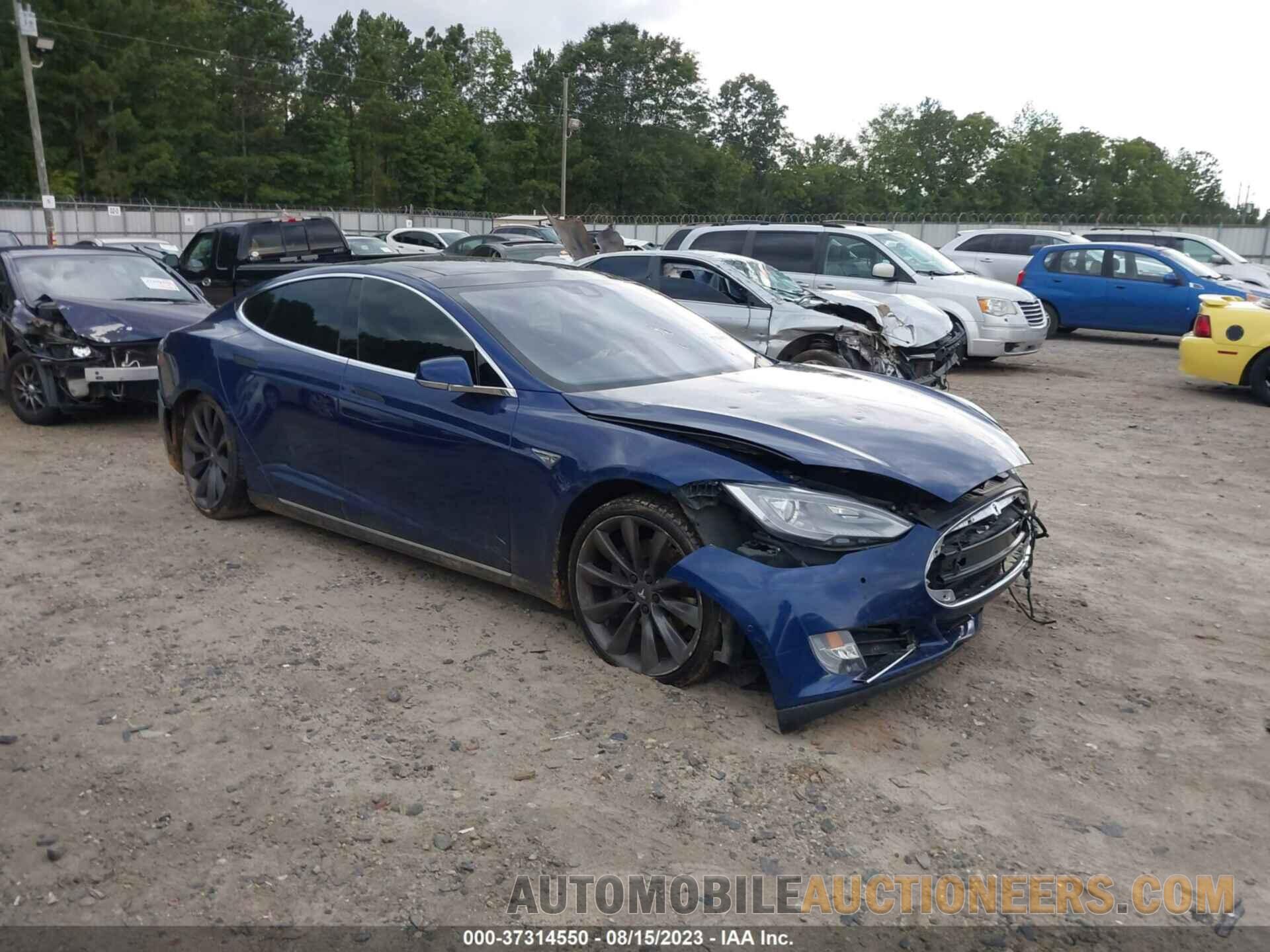 5YJSA1E22GF130587 TESLA MODEL S 2016