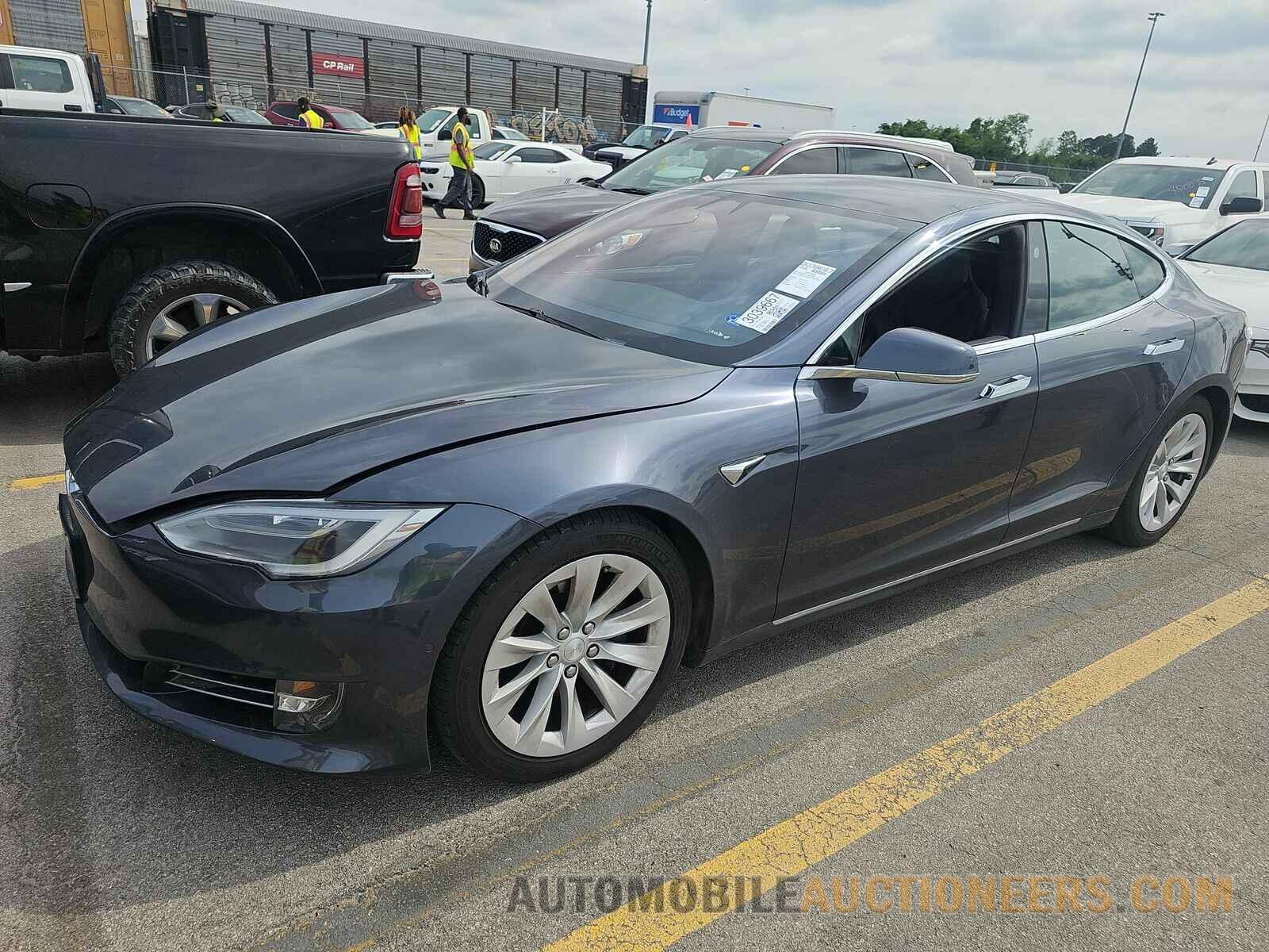 5YJSA1E22JF245195 Tesla Model S 2018