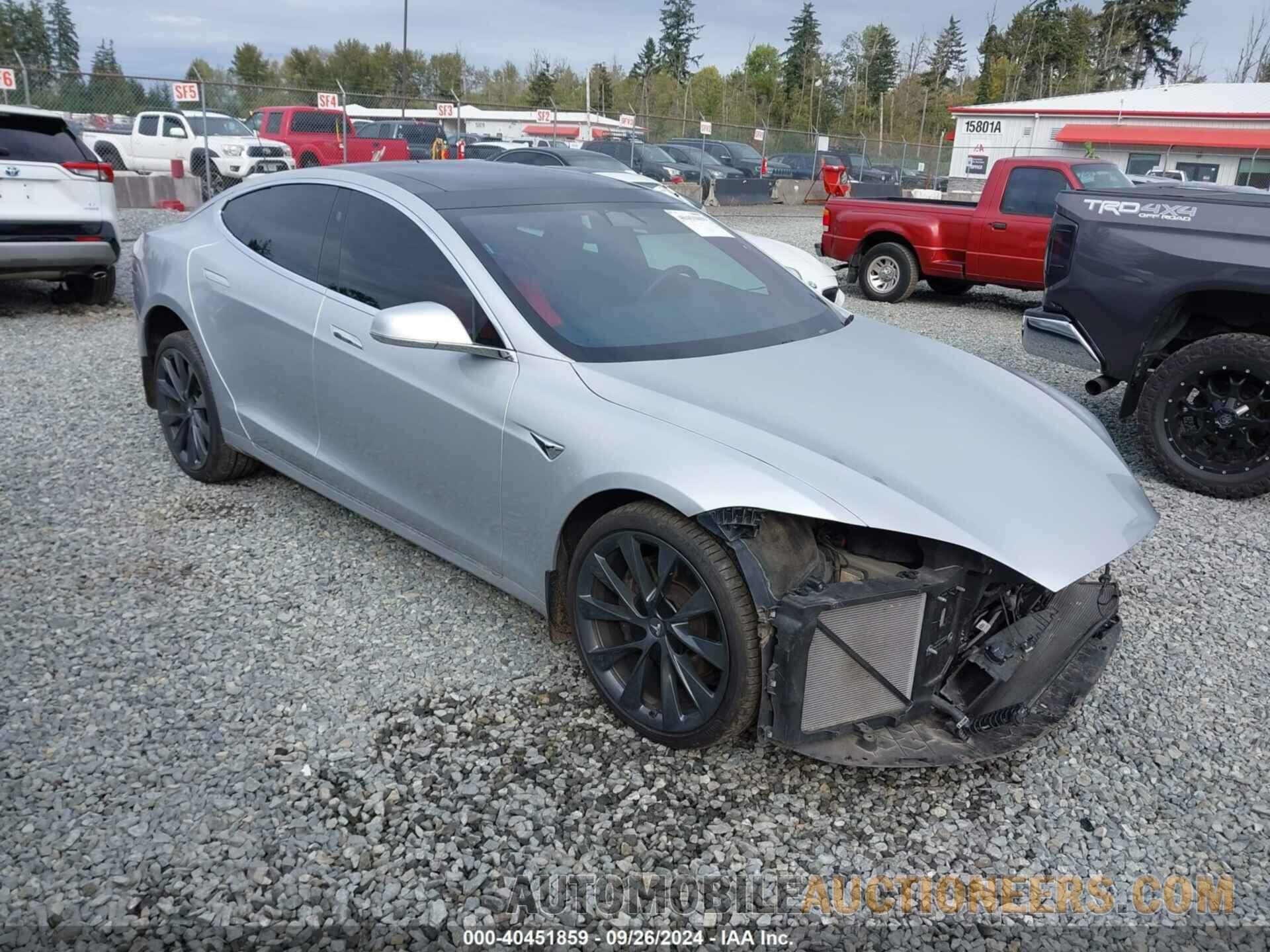 5YJSA1E22JF275135 TESLA MODEL S 2018