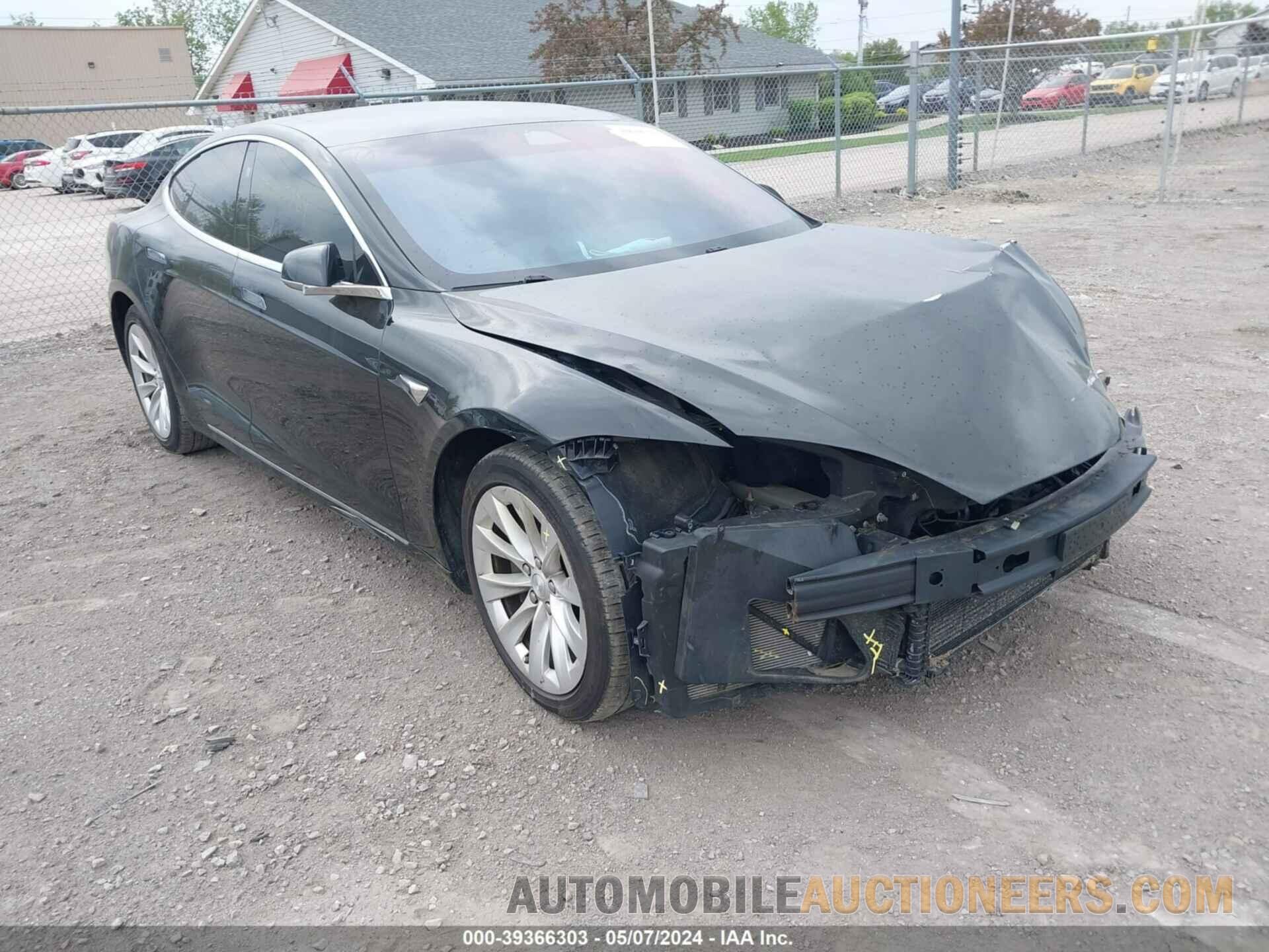 5YJSA1E22JF277001 TESLA MODEL S 2018