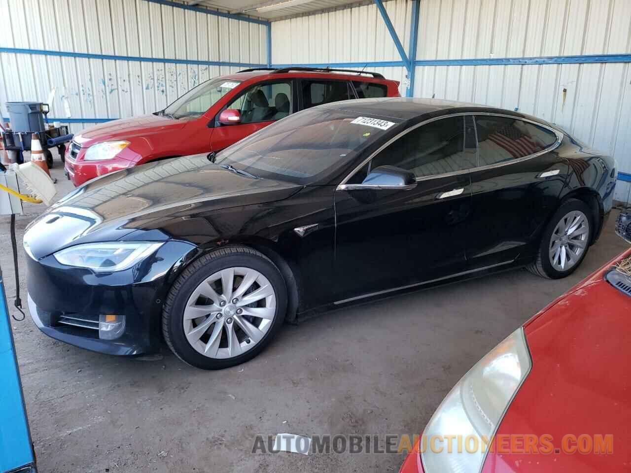 5YJSA1E22JF282084 TESLA MODEL S 2018