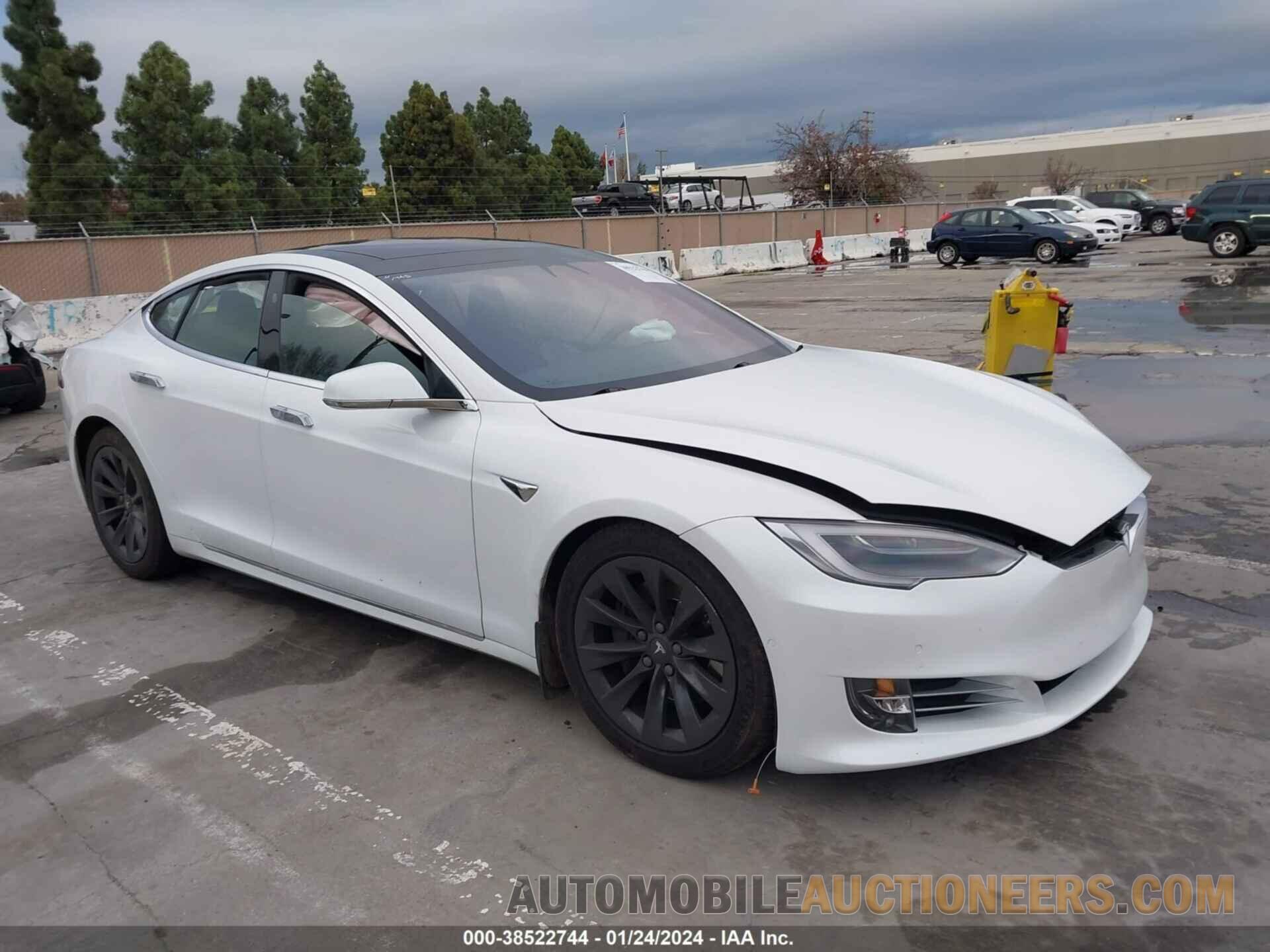 5YJSA1E22JF284837 TESLA MODEL S 2018