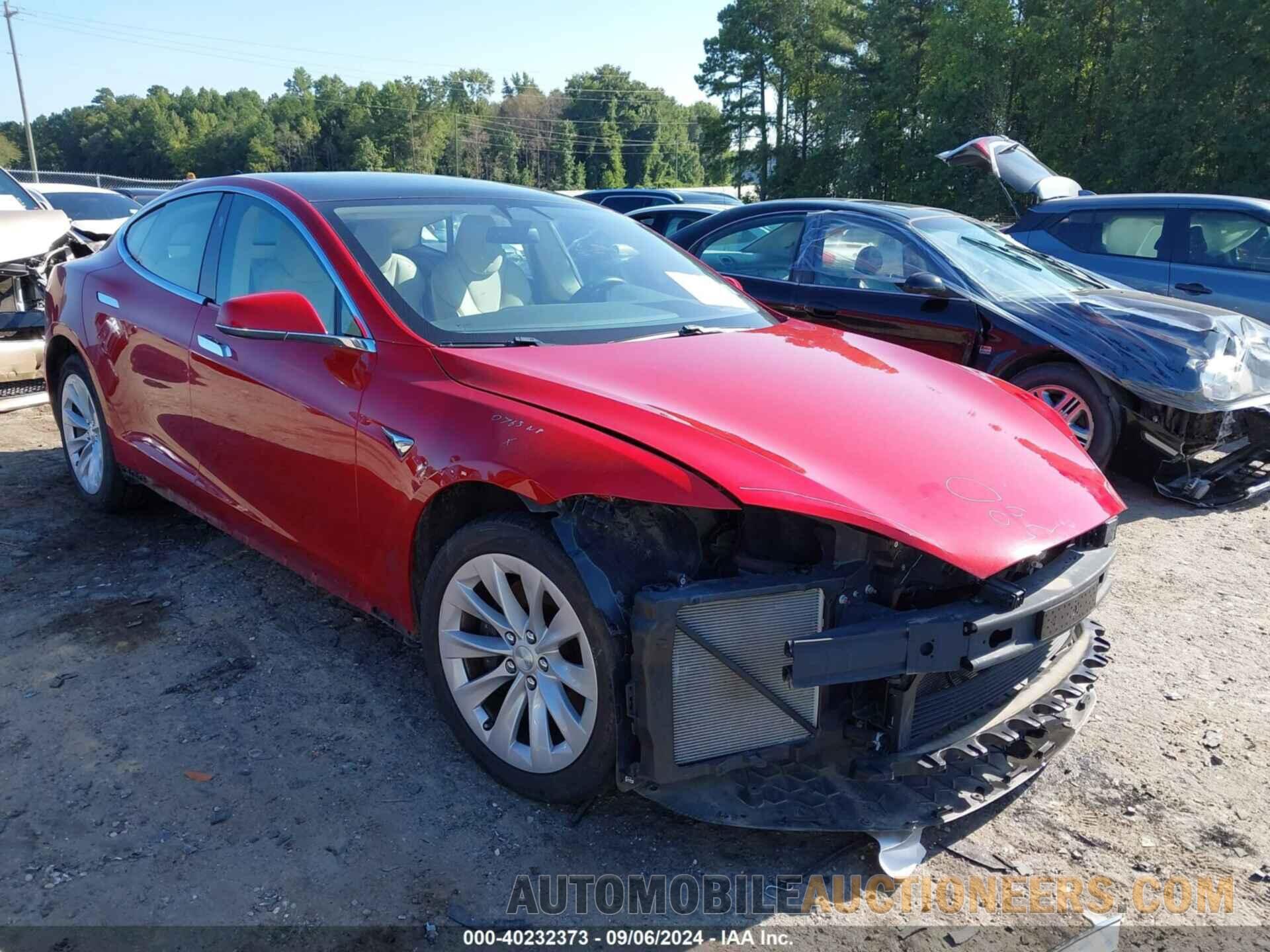 5YJSA1E22JF297815 TESLA MODEL S 2018