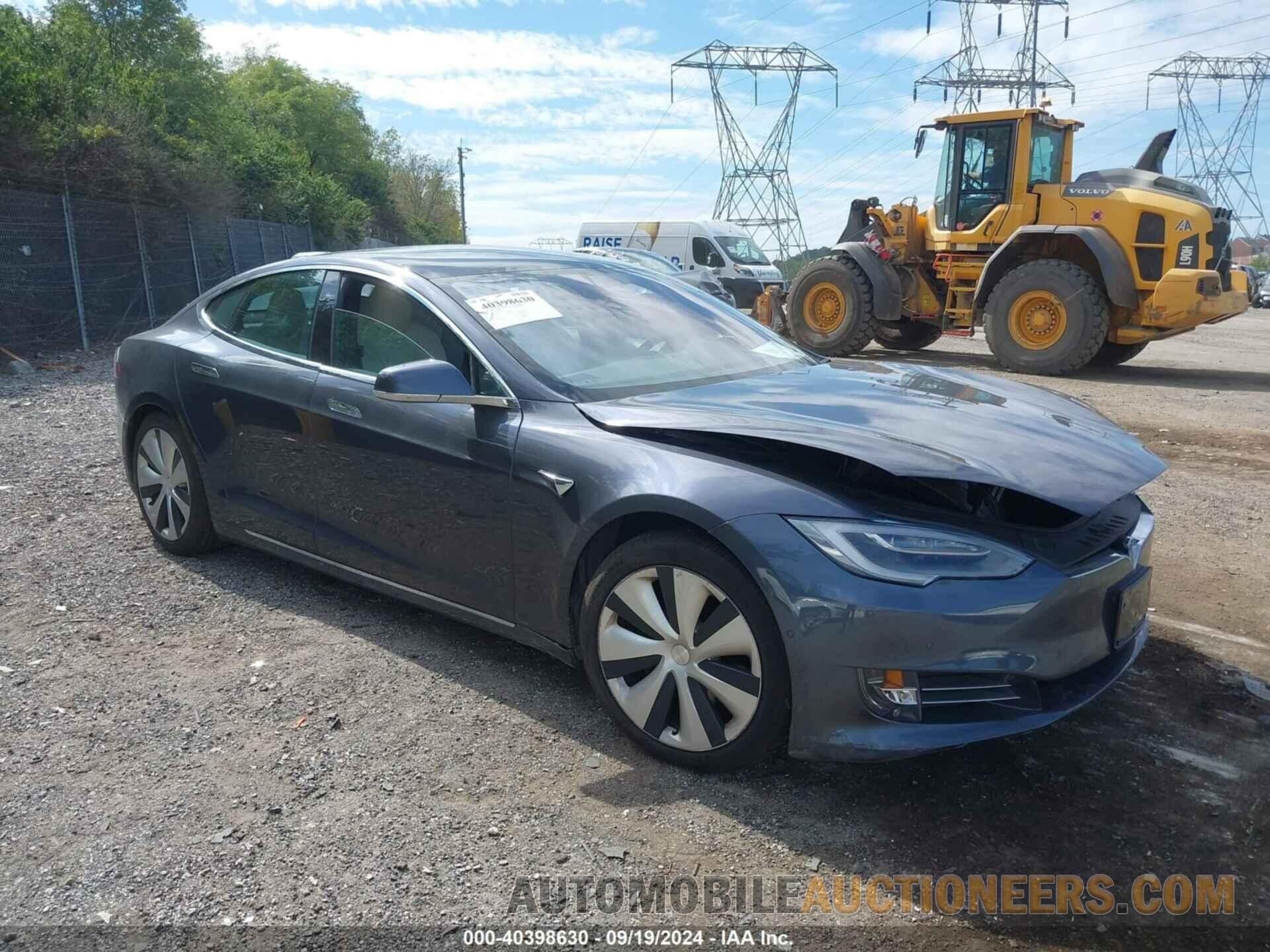 5YJSA1E22LF413338 TESLA MODEL S 2020