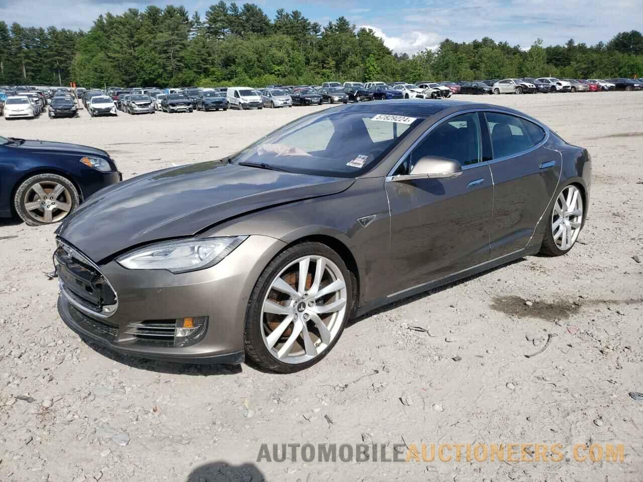 5YJSA1E23GF129383 TESLA MODEL S 2016