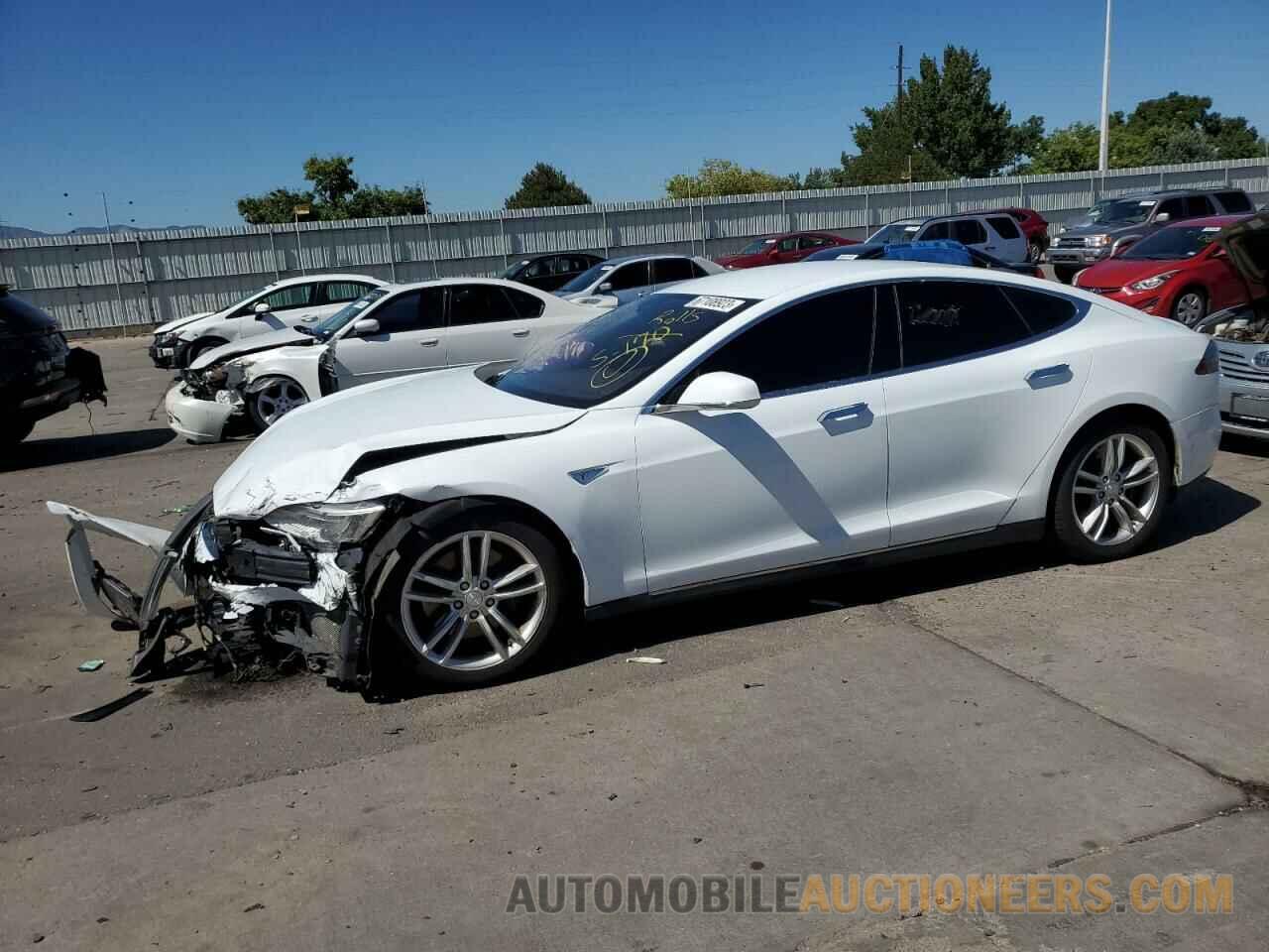 5YJSA1E23GF132395 TESLA MODEL S 2016