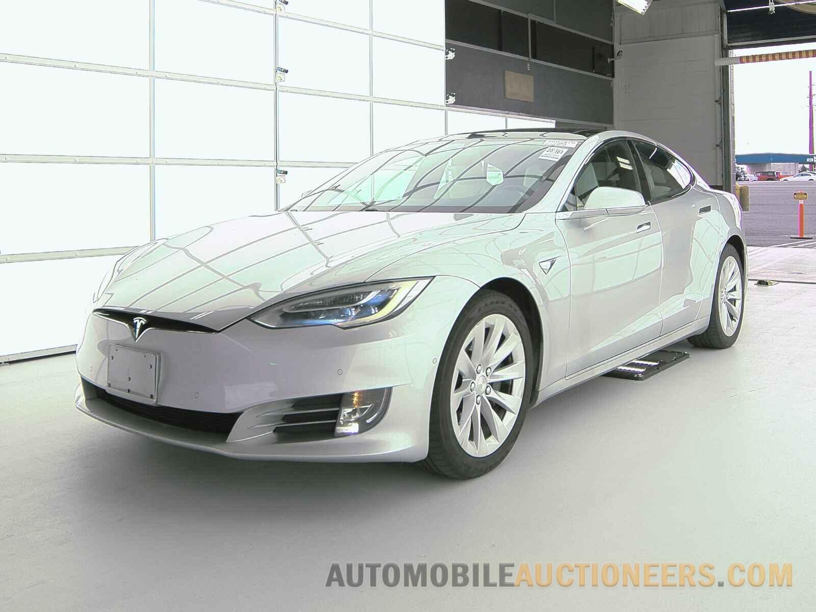 5YJSA1E23HF232059 Tesla Model S 2017