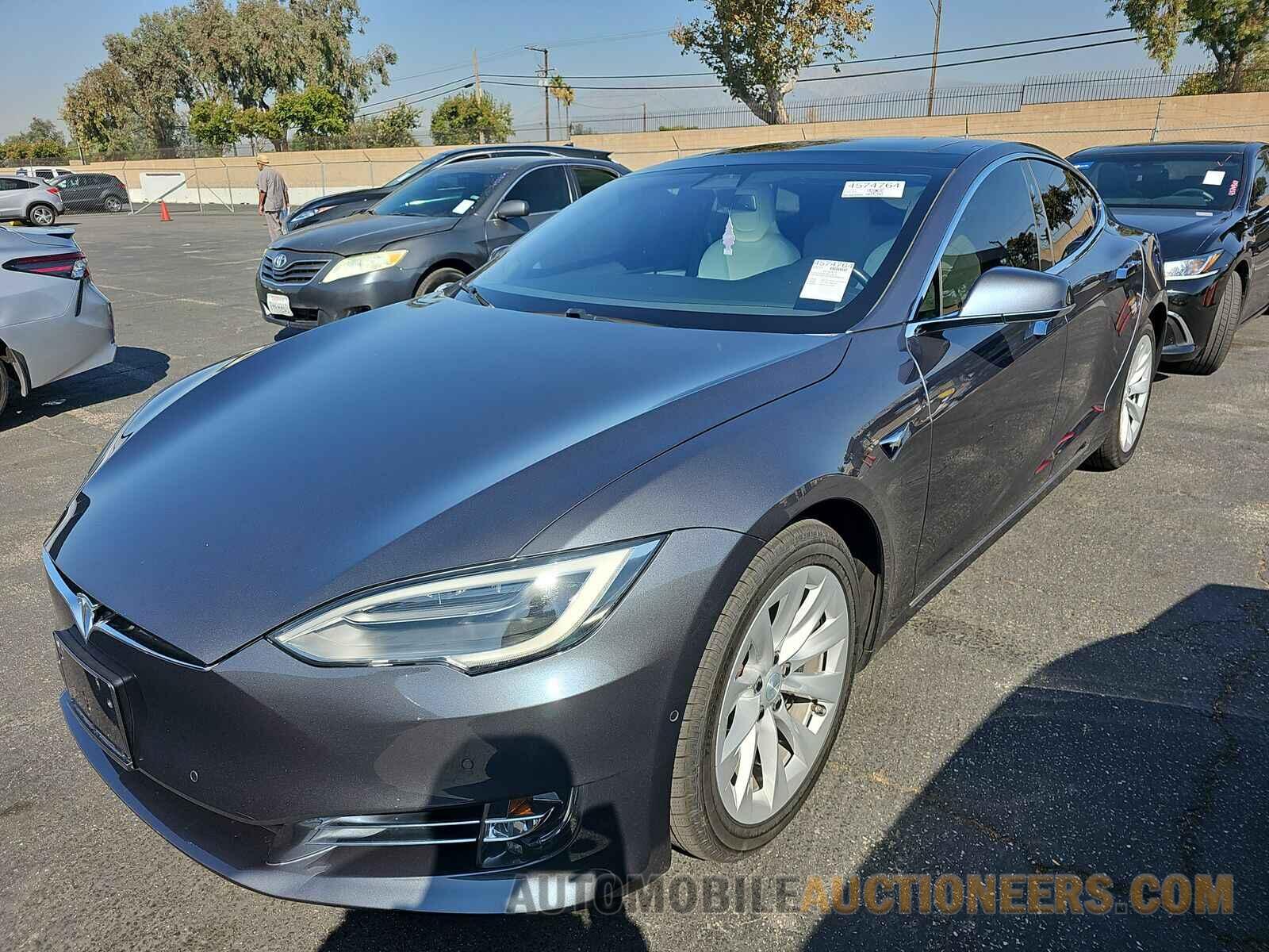 5YJSA1E23JF246033 Tesla Model S 2018