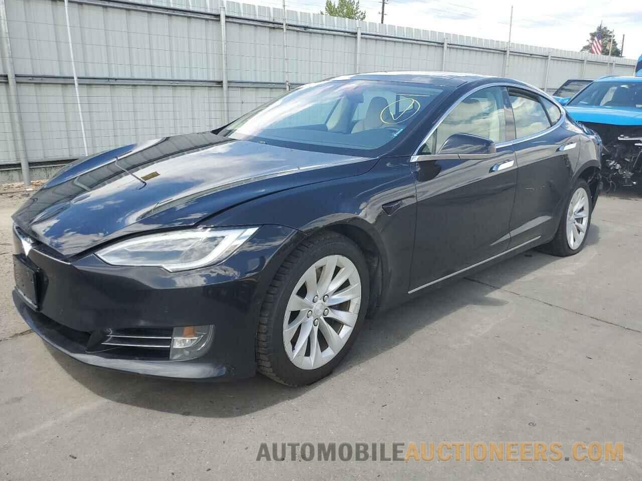 5YJSA1E23JF281946 TESLA MODEL S 2018