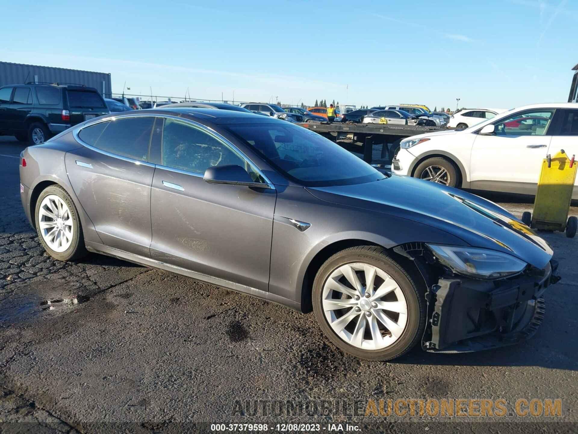 5YJSA1E23JF285799 TESLA MODEL S 2018