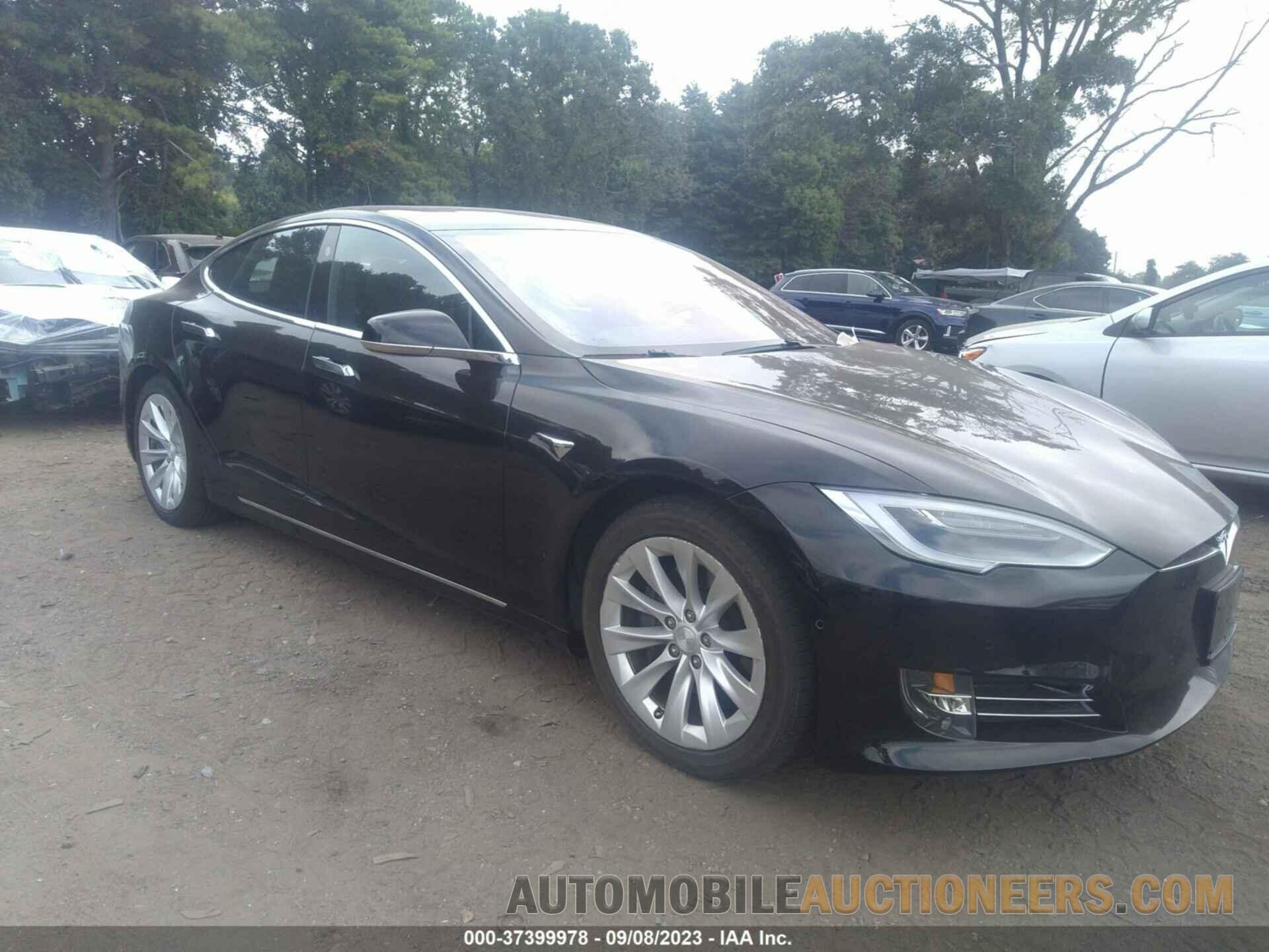 5YJSA1E23JF294499 TESLA MODEL S 2018