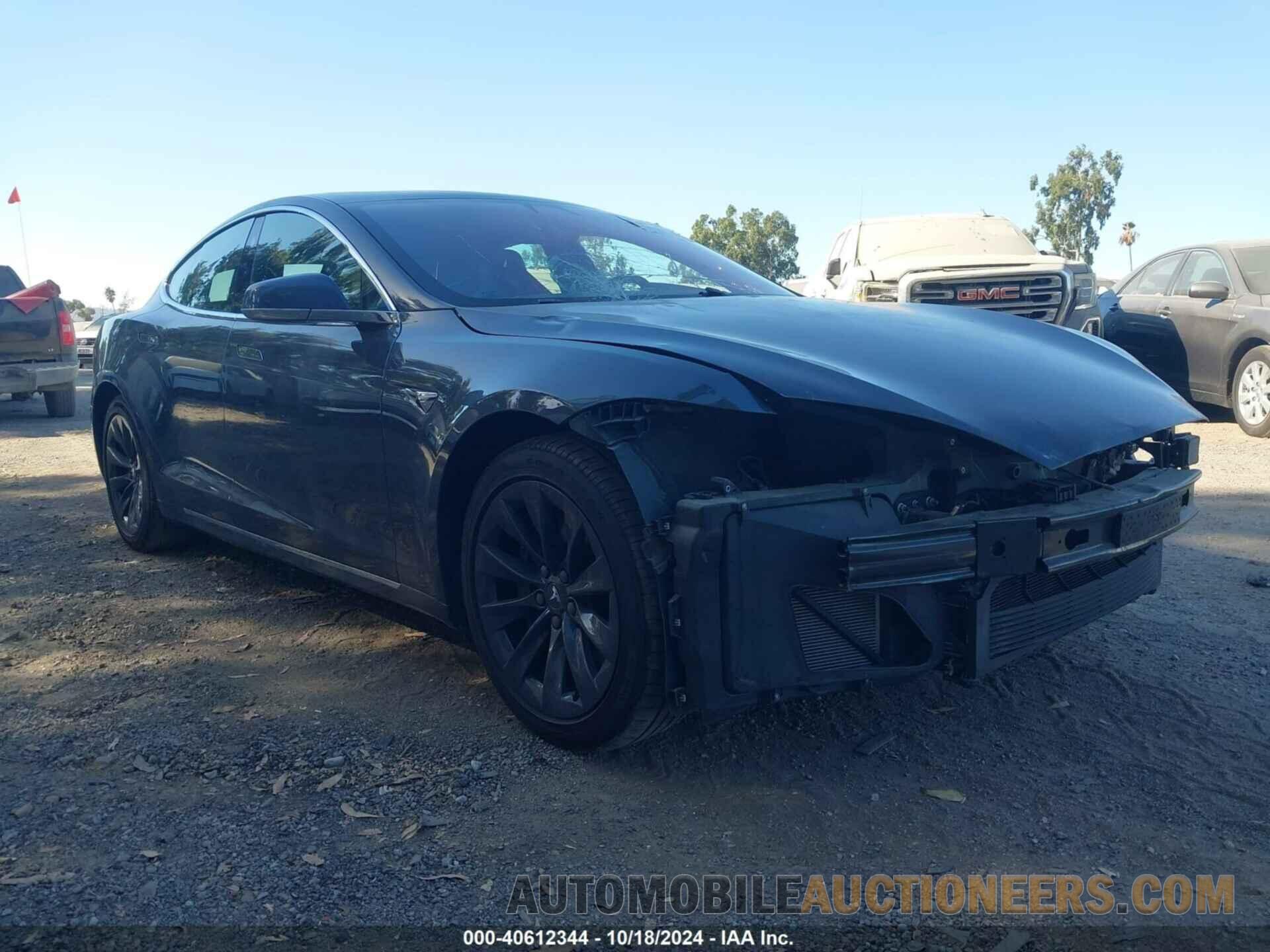 5YJSA1E23JF295619 TESLA MODEL S 2018