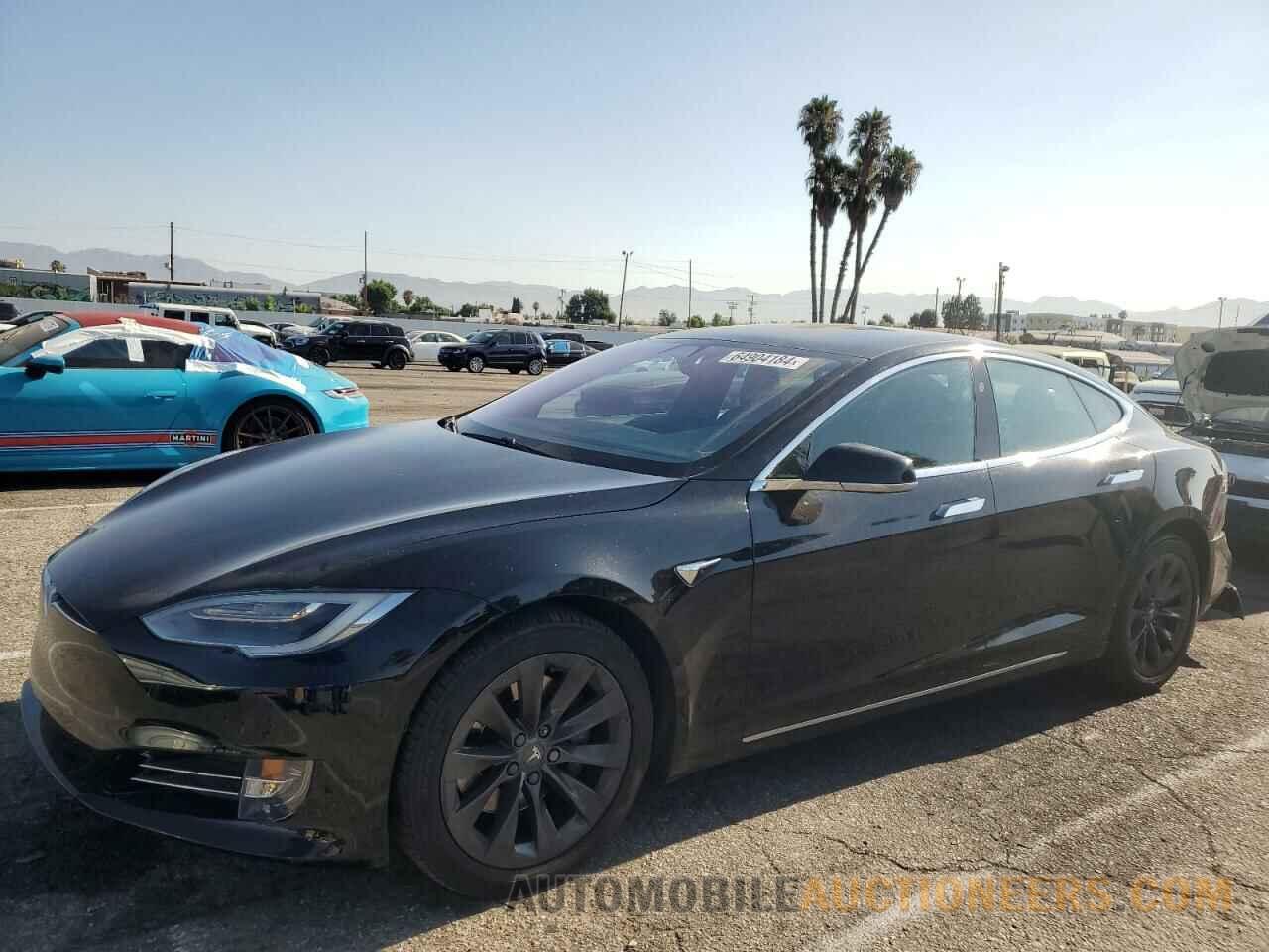 5YJSA1E23KF304076 TESLA MODEL S 2019