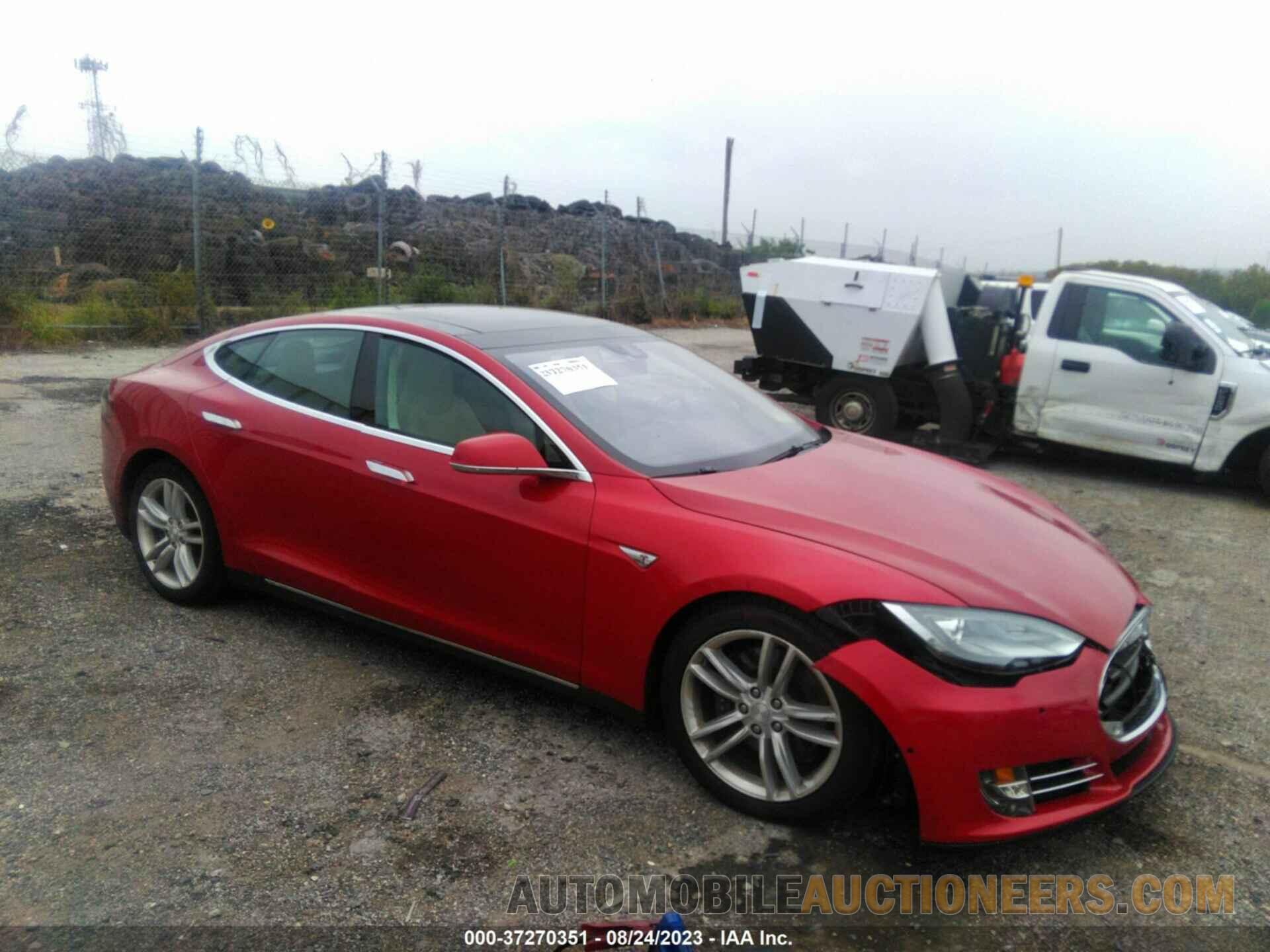 5YJSA1E24FF102384 TESLA MODEL S 2015