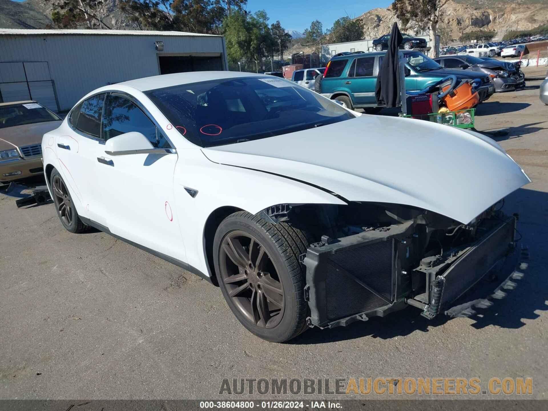 5YJSA1E24FF108475 TESLA MODEL S 2015