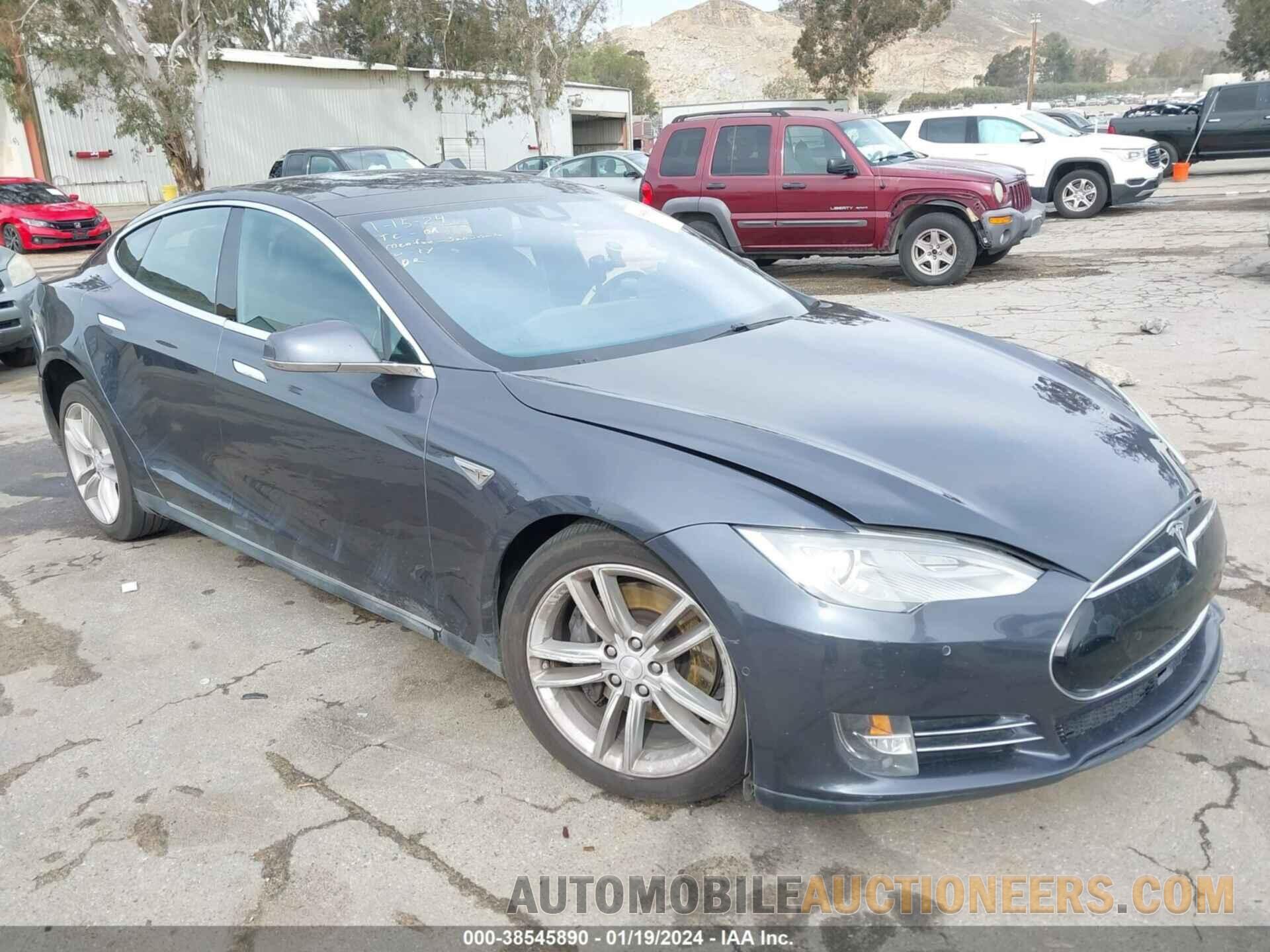 5YJSA1E24FF116771 TESLA MODEL S 2015