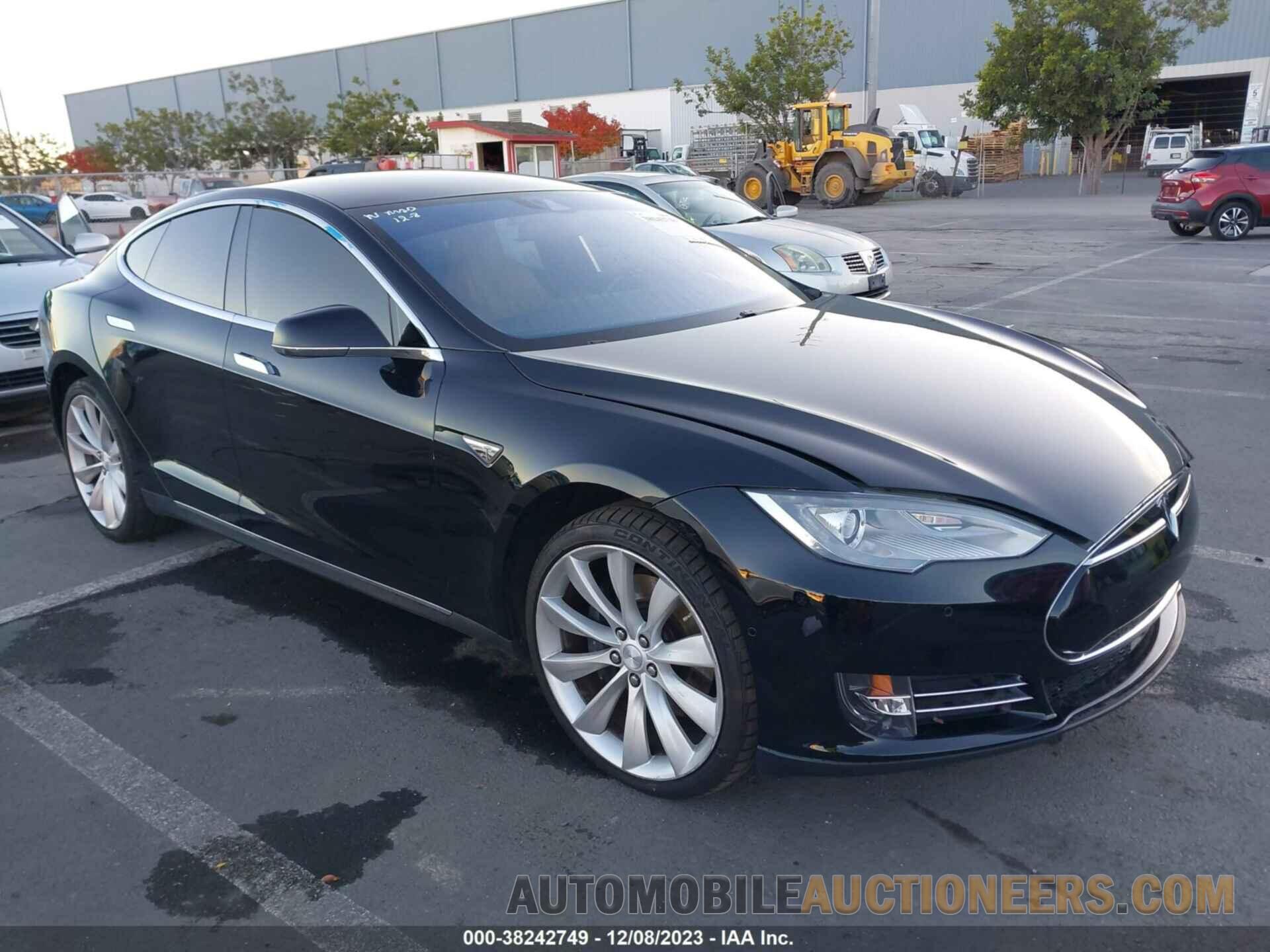 5YJSA1E24FF119895 TESLA MODEL S 2015