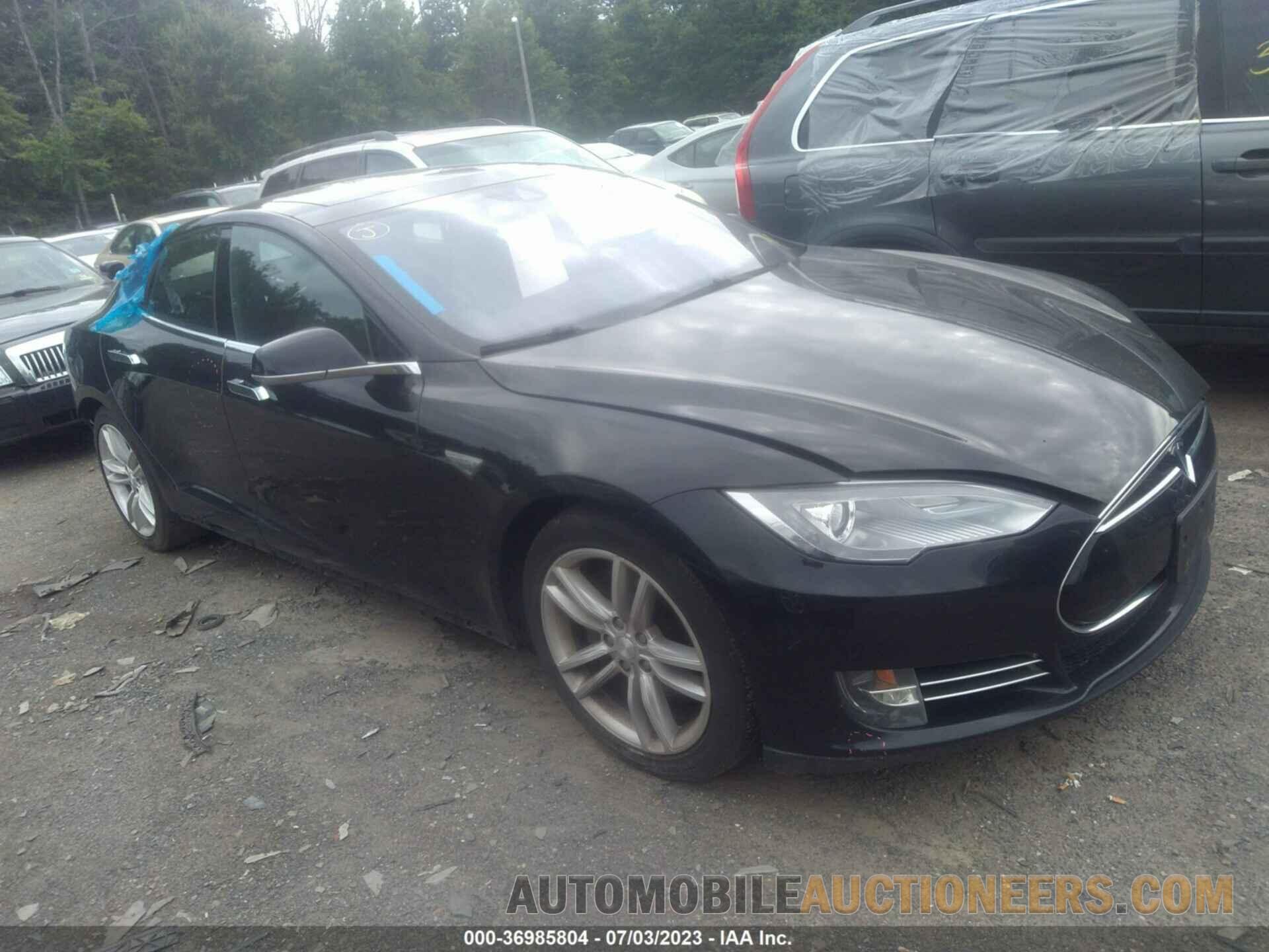 5YJSA1E24GF131773 TESLA MODEL S 2016