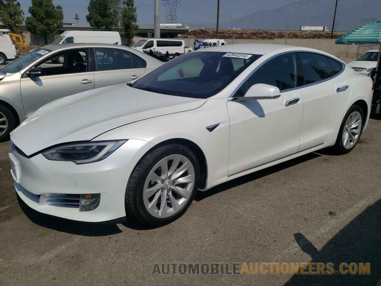 5YJSA1E24GF170556 TESLA MODEL S 2016