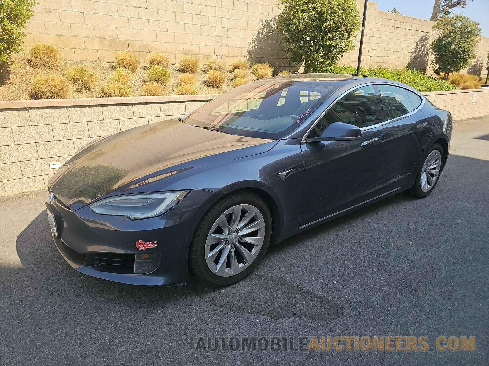 5YJSA1E24HF178674 Tesla Model S 2017