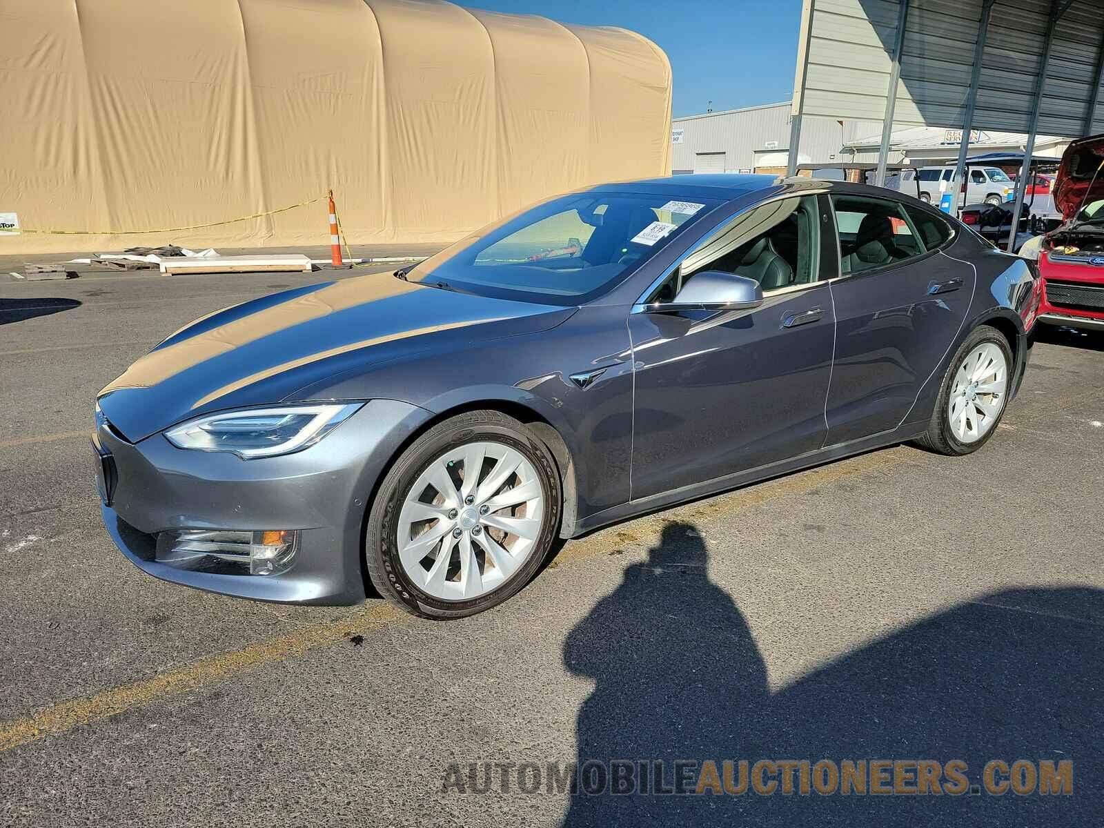 5YJSA1E24HF216100 Tesla Model S 2017