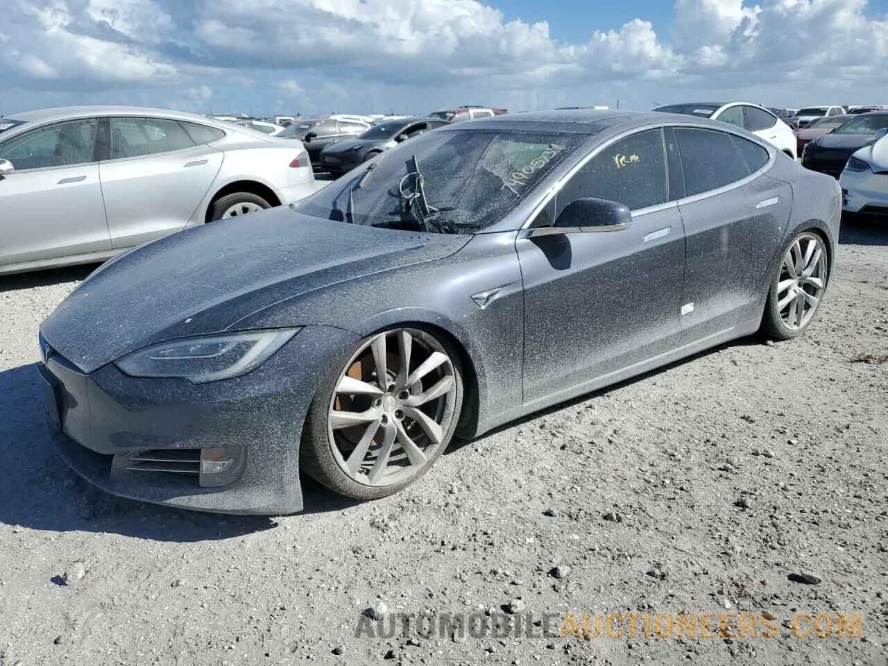 5YJSA1E24HF230451 TESLA MODEL S 2017